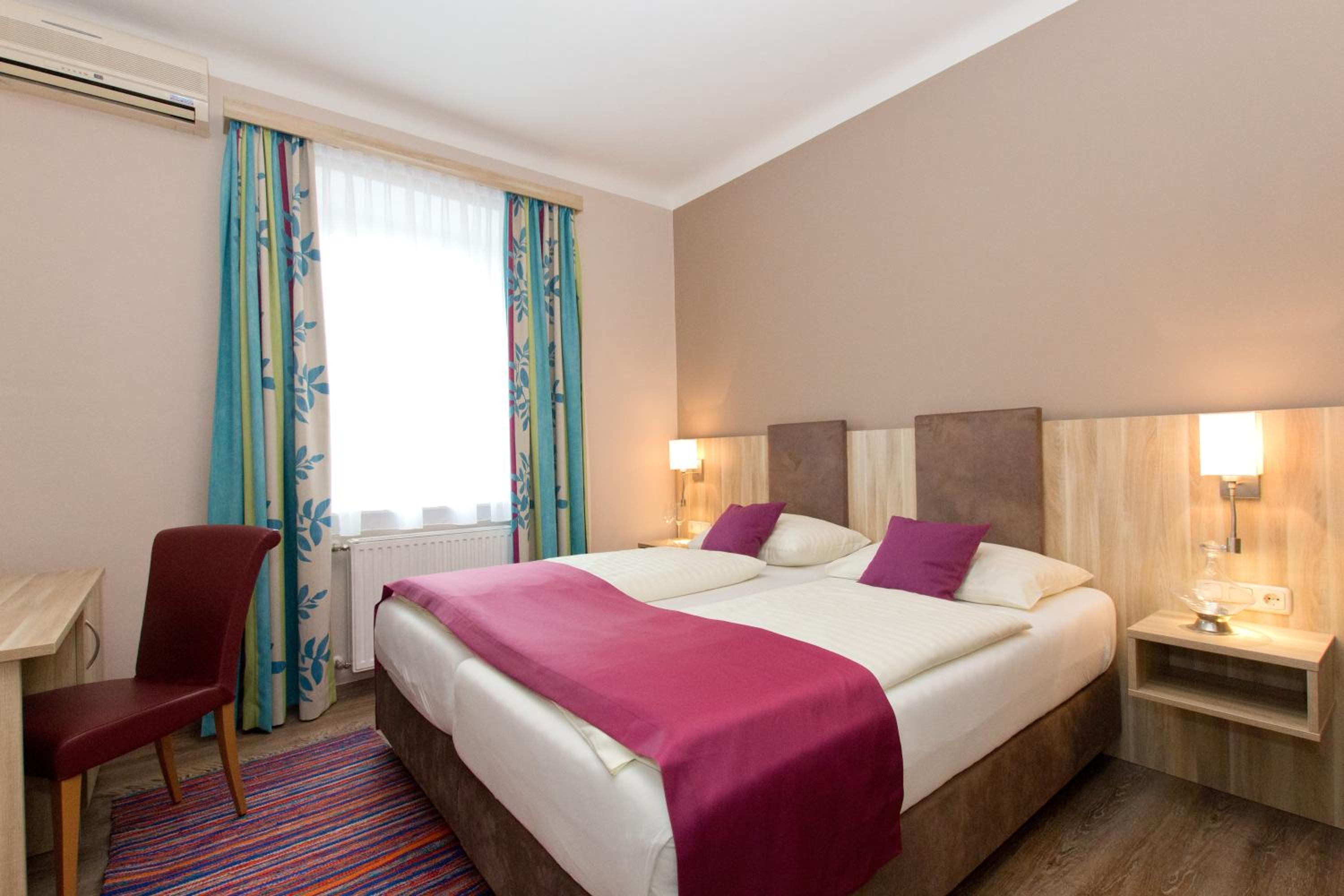 HOTEL junior by MAX 70