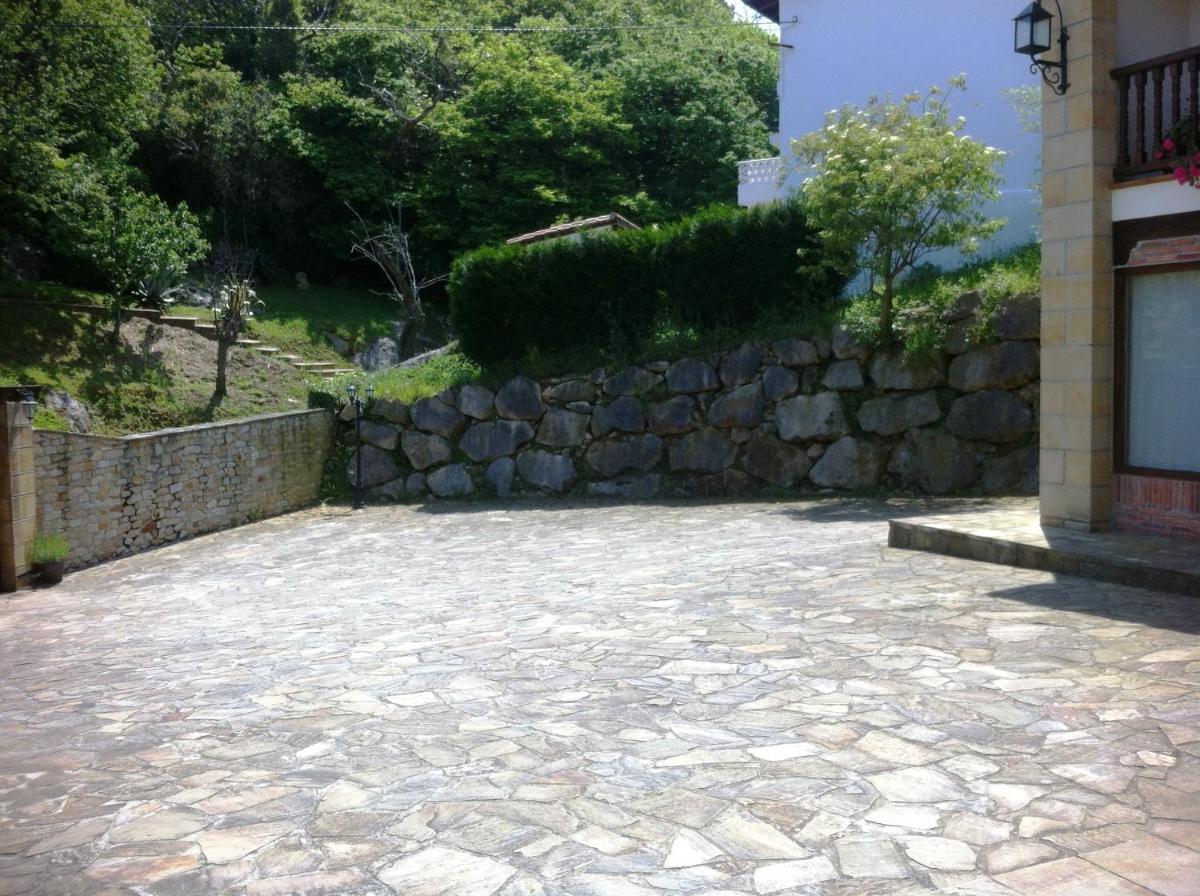 outdoor BBQ area