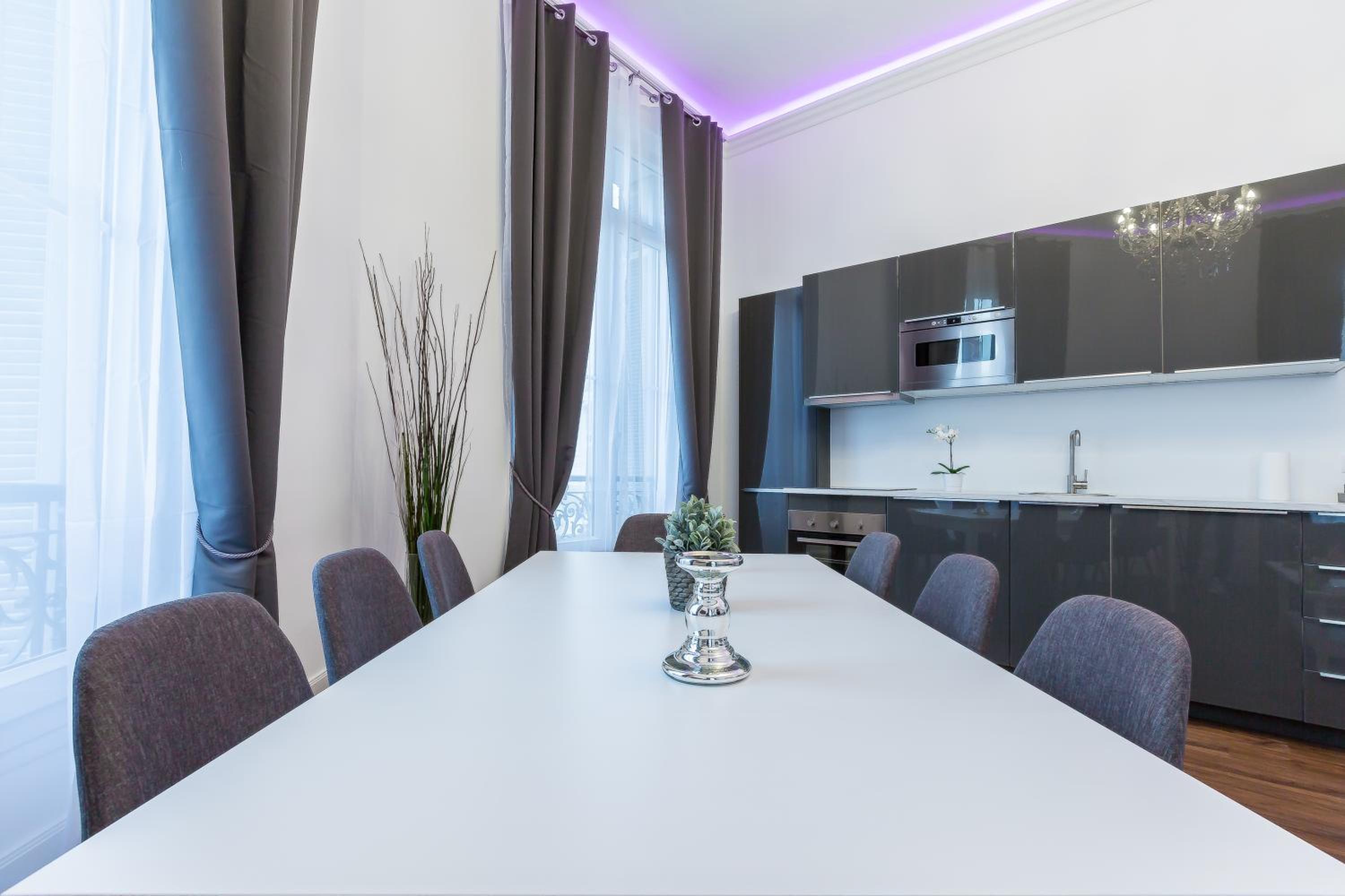 Residence Michel Ange view 4