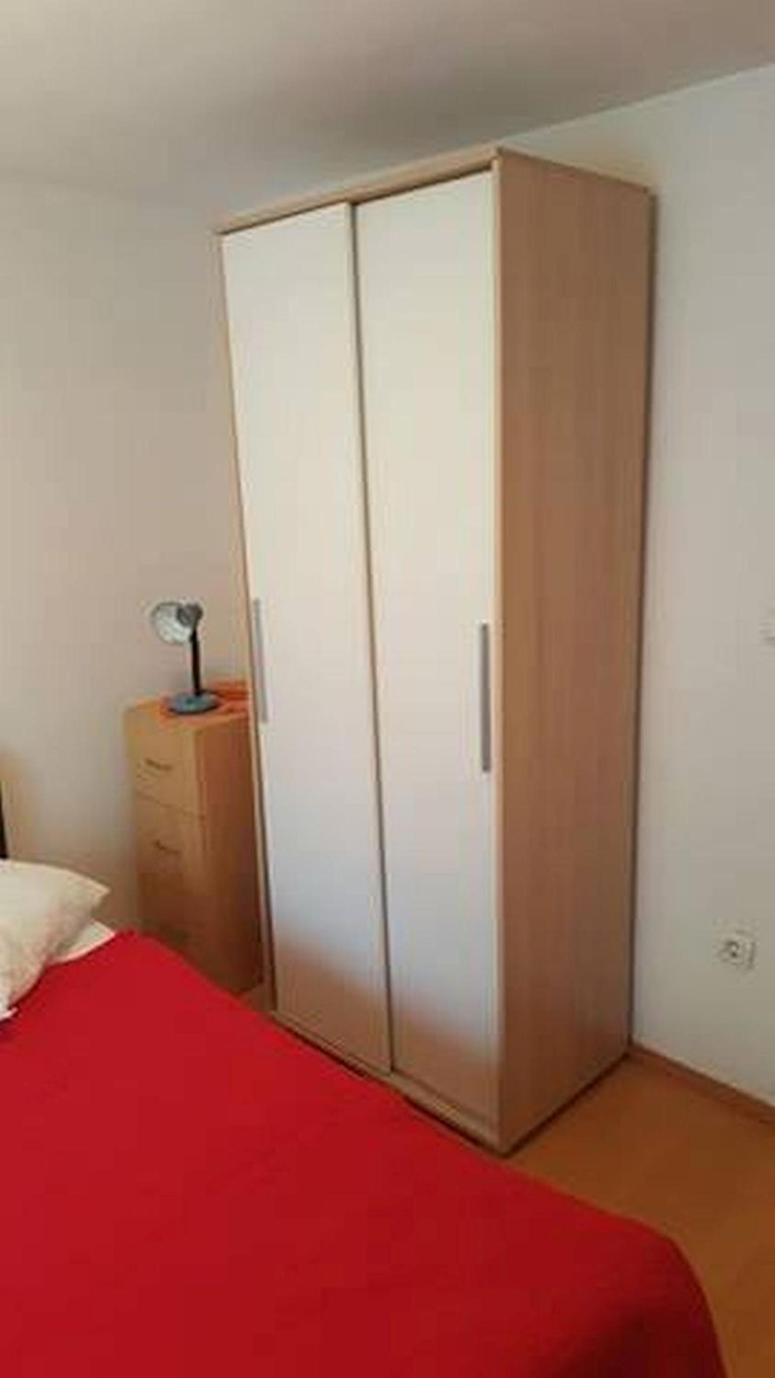 Photo 51