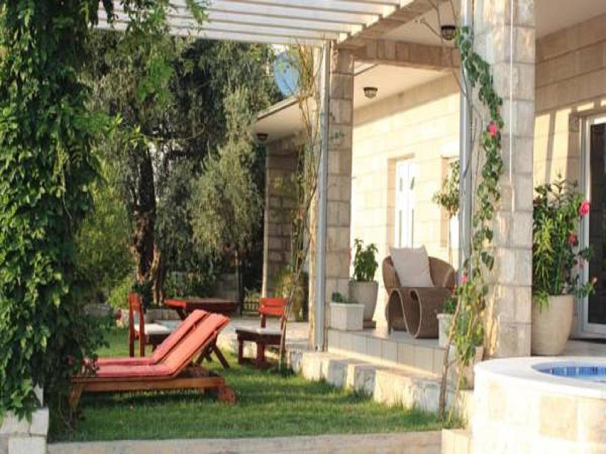 Photo 14