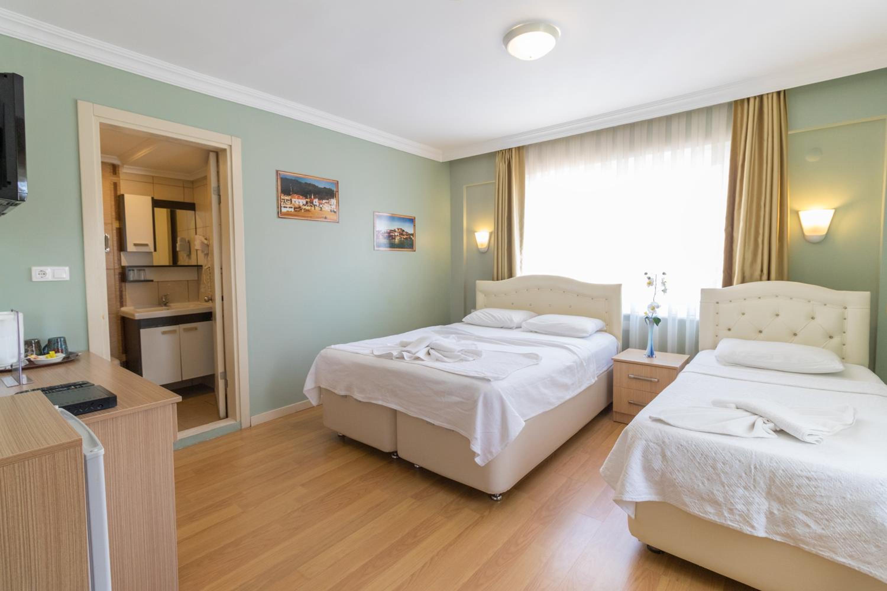 Hotel Dost - Image 40