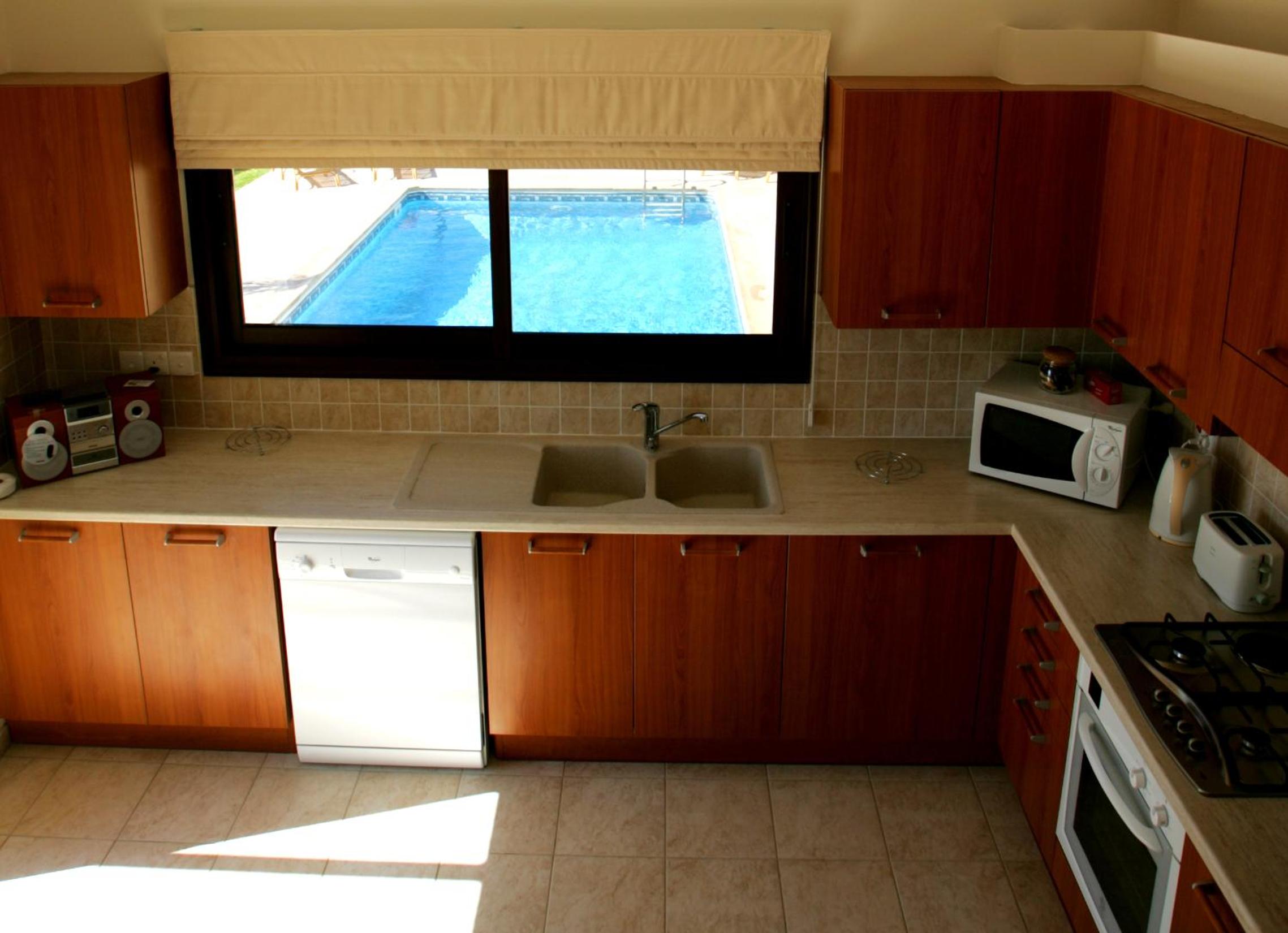 Eve Pissouri Xιnisteri Villa