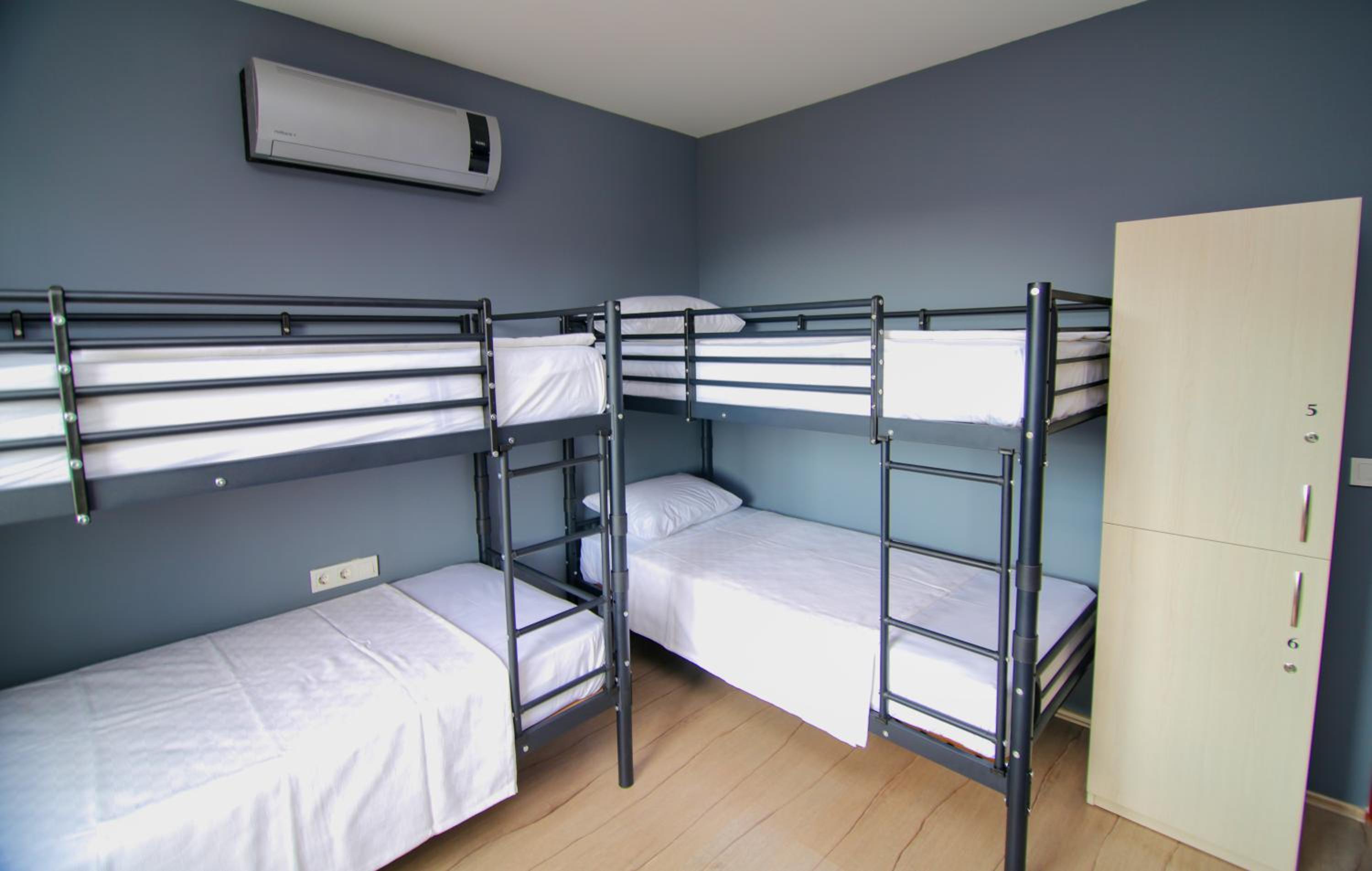 Chillsteps Hostel