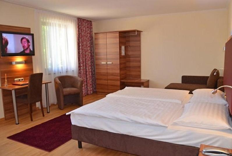 Hotel und Cafe Paso - Property Image 23