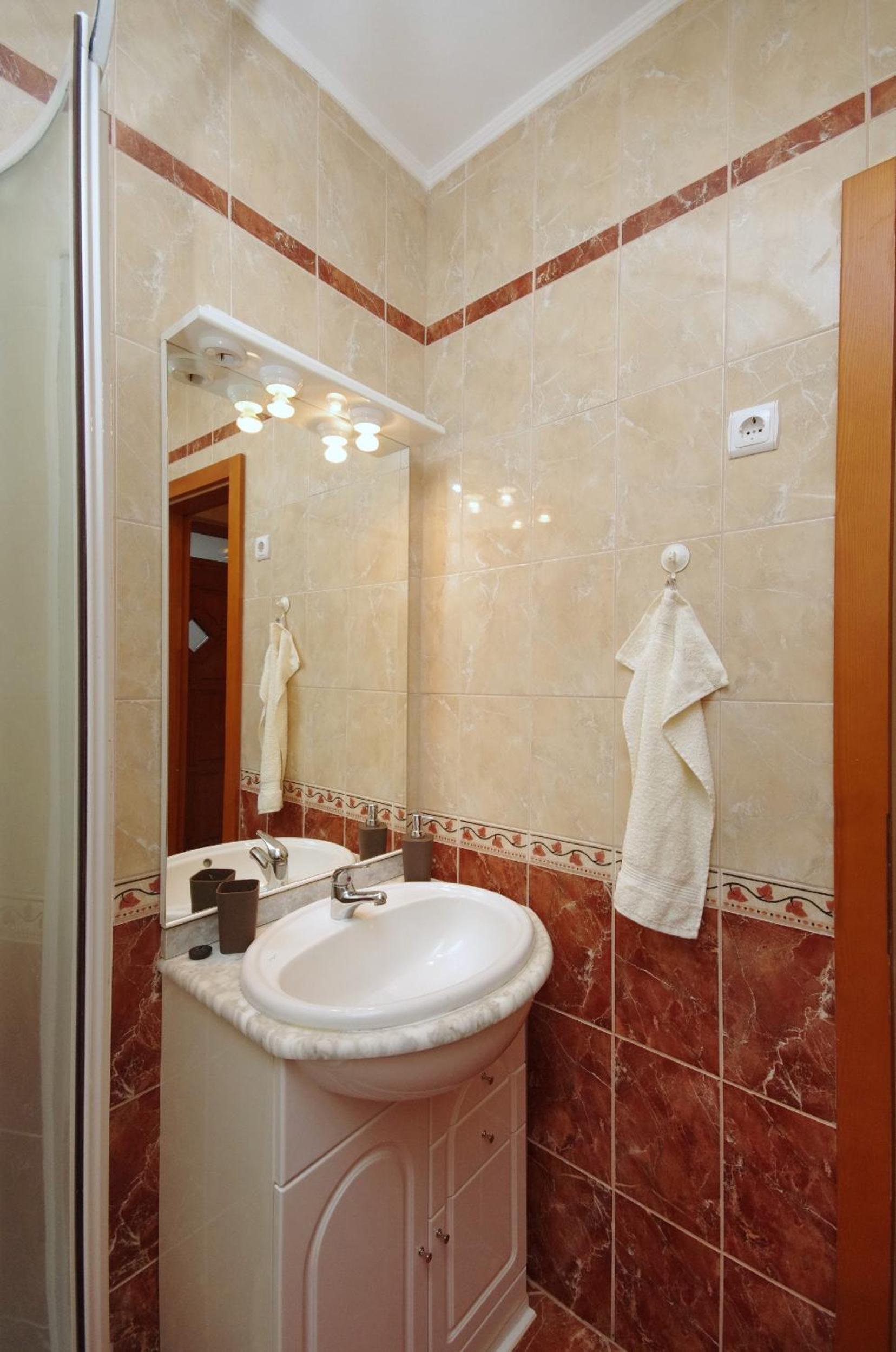 Bíbor Apartman