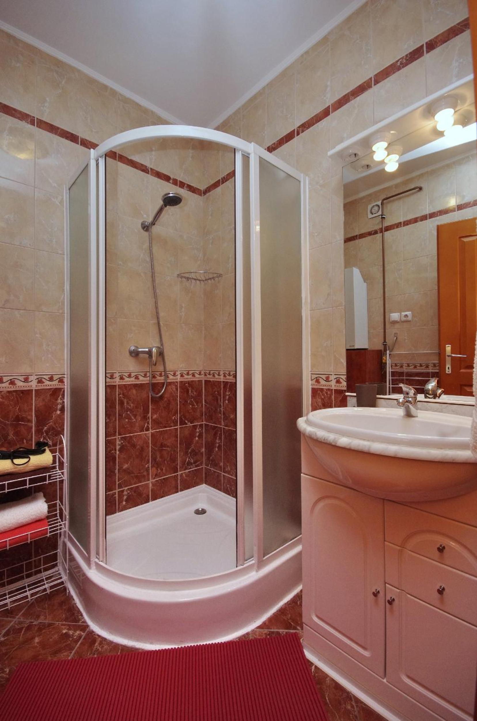 Bíbor Apartman