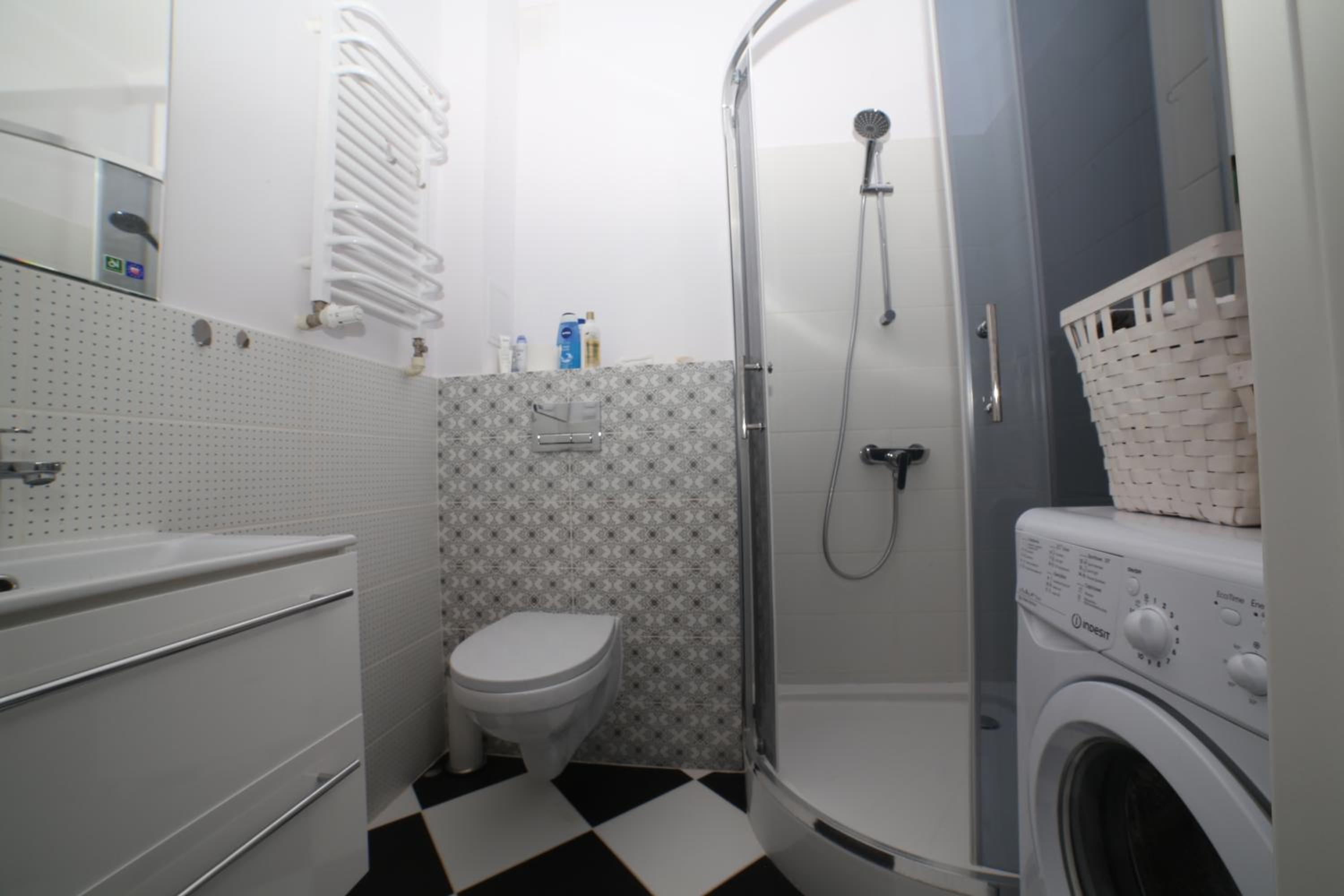 ASKI Hoża Apartment