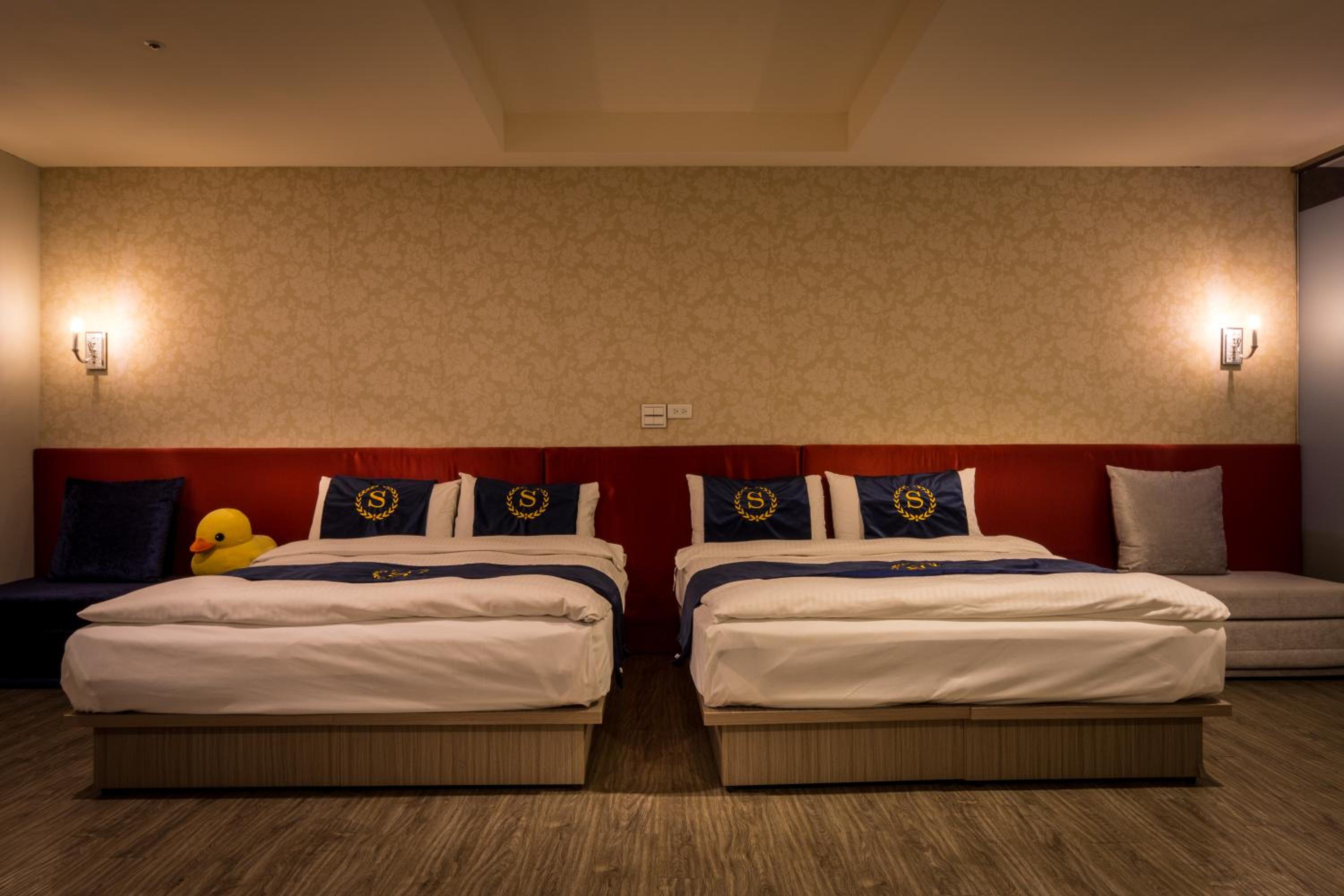 Urbanone Hotel