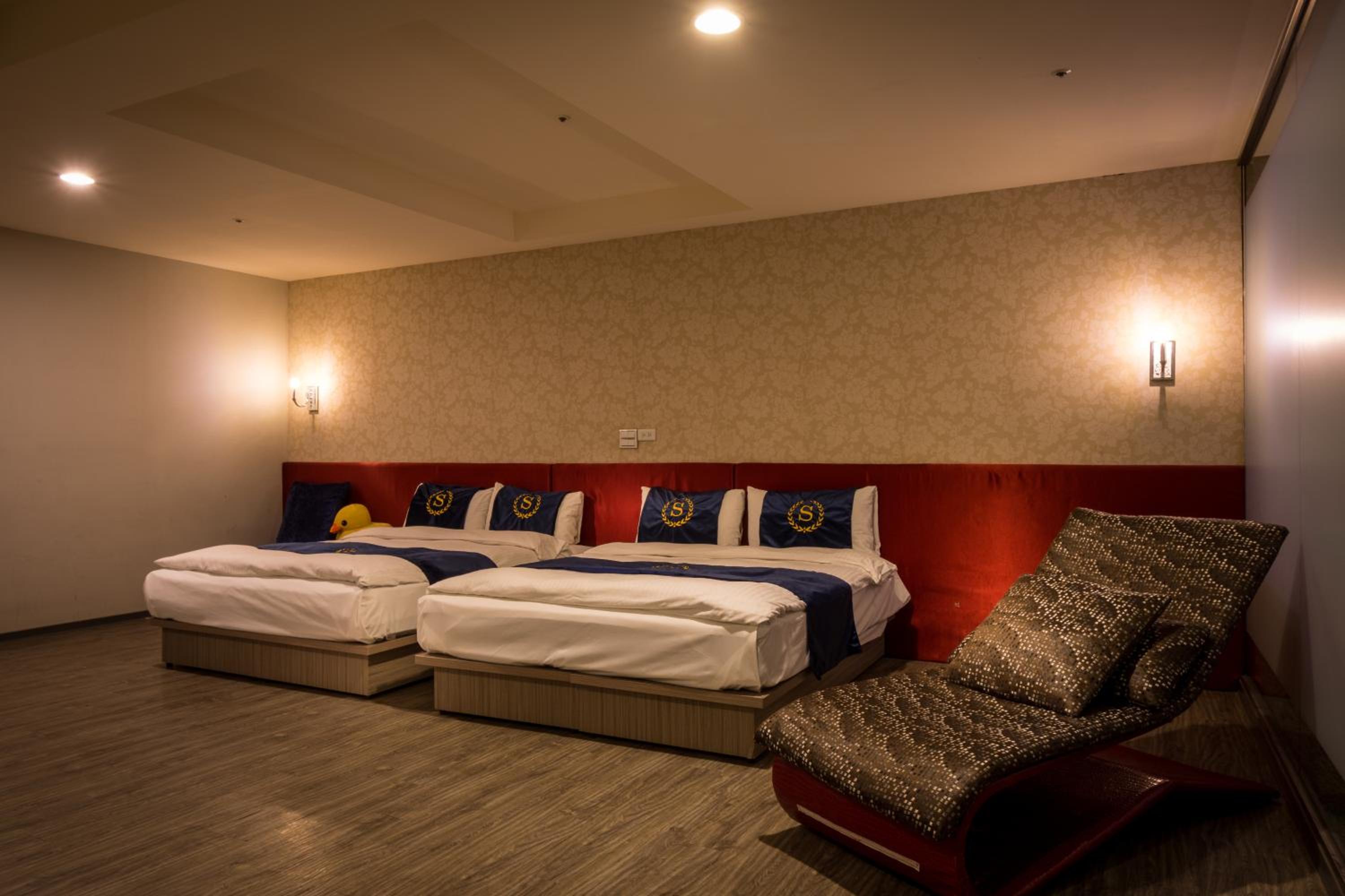 Urbanone Hotel