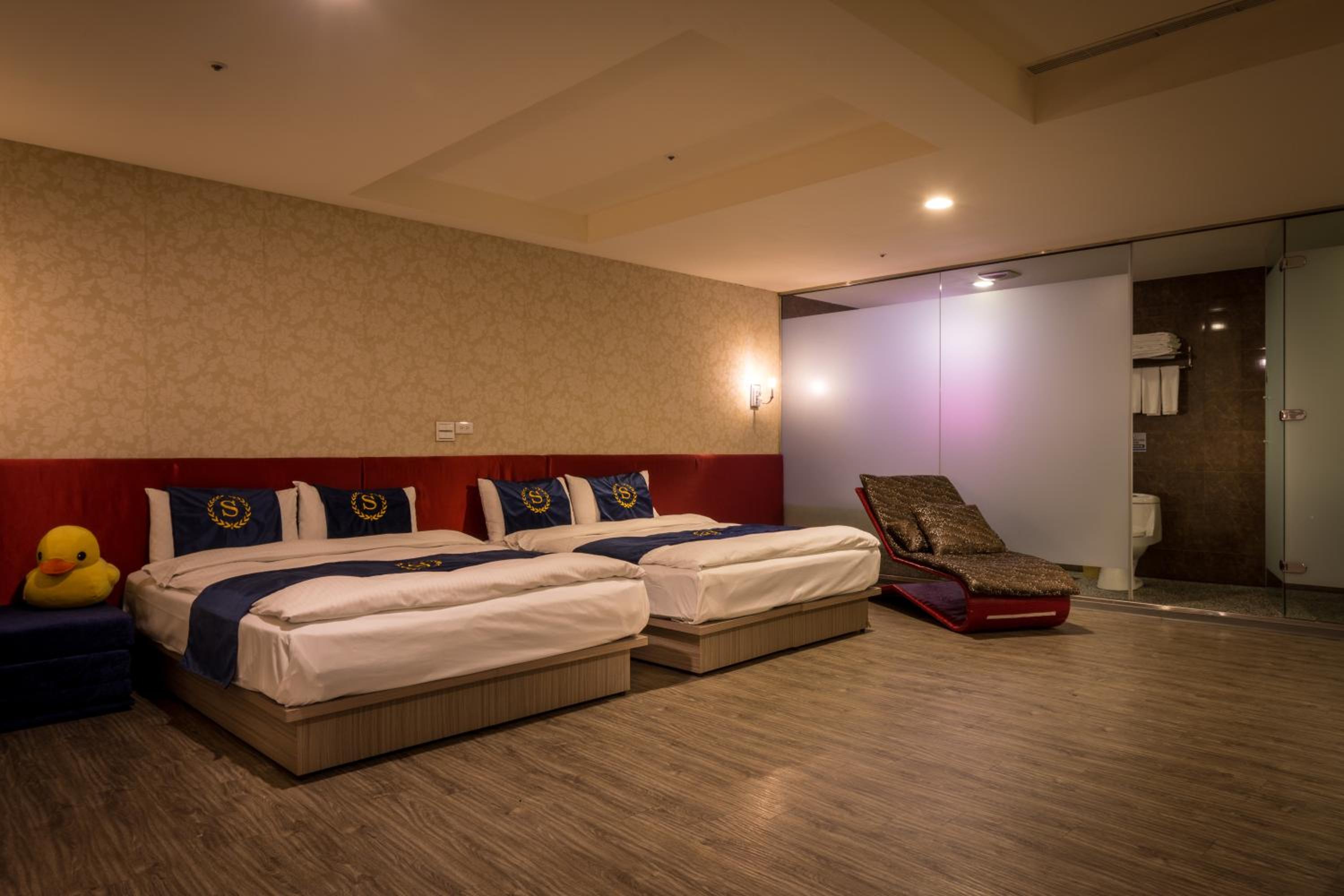Urbanone Hotel