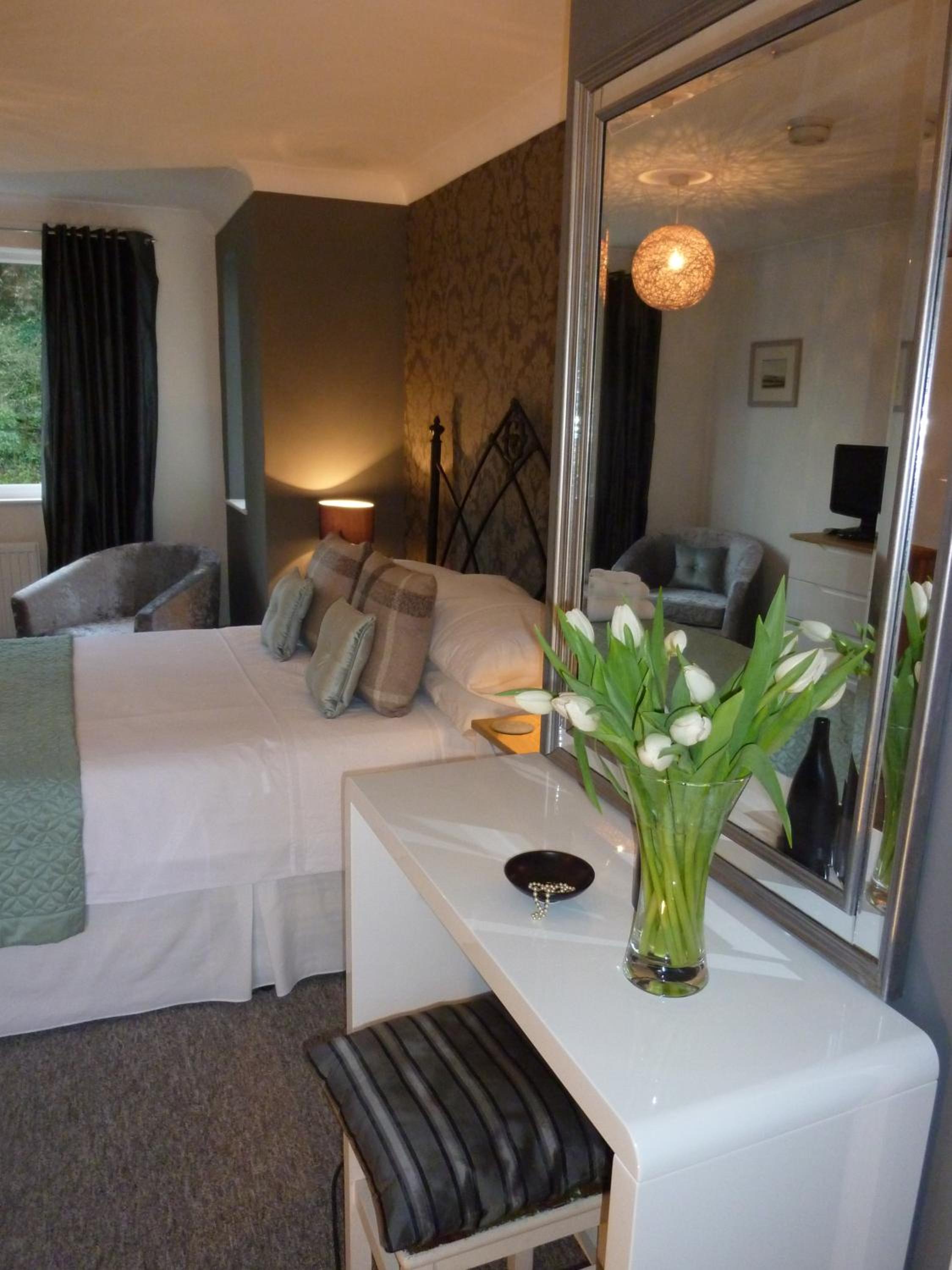 Almondsbury Luxury Apartment view 2
