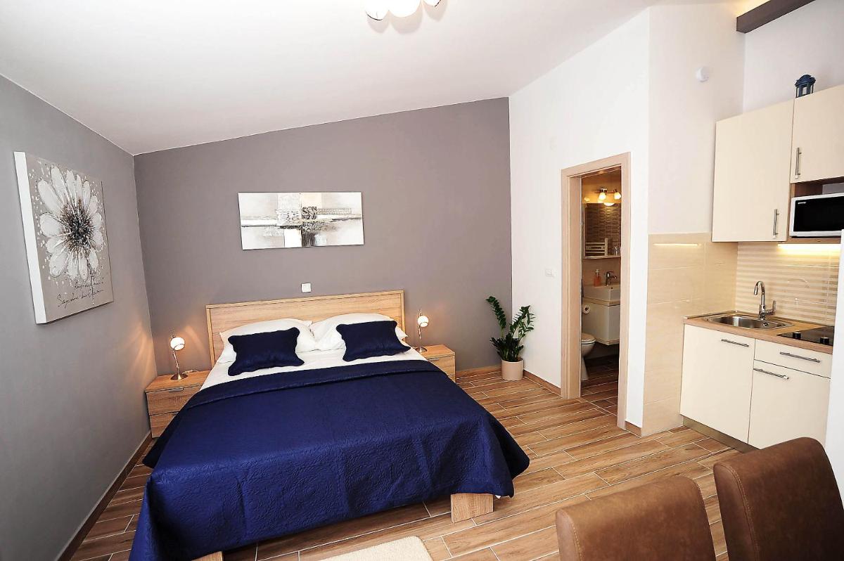 Top Center Zadar Studio Apartments view 3