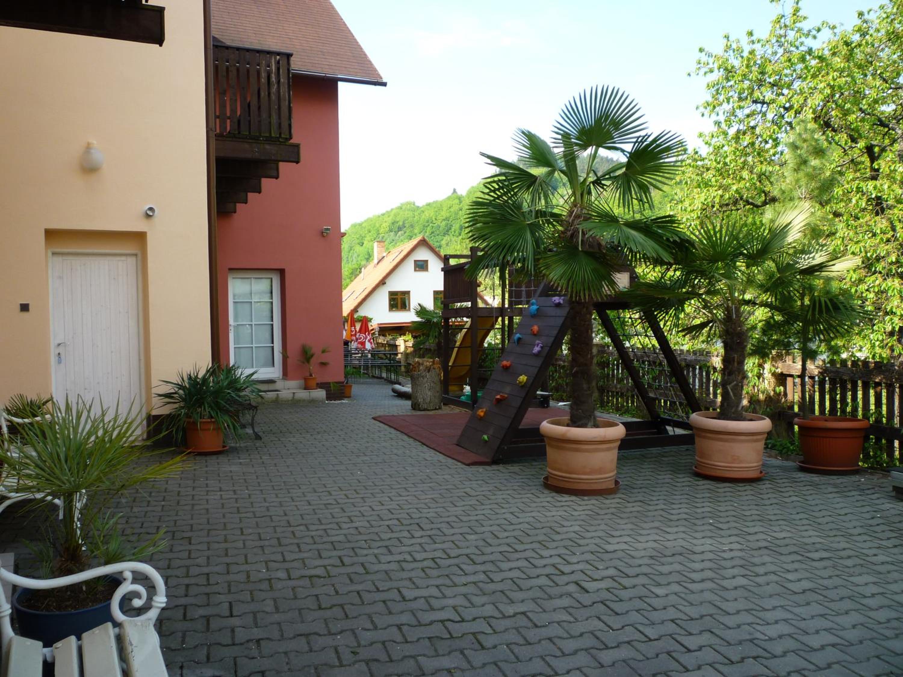 Photo 14