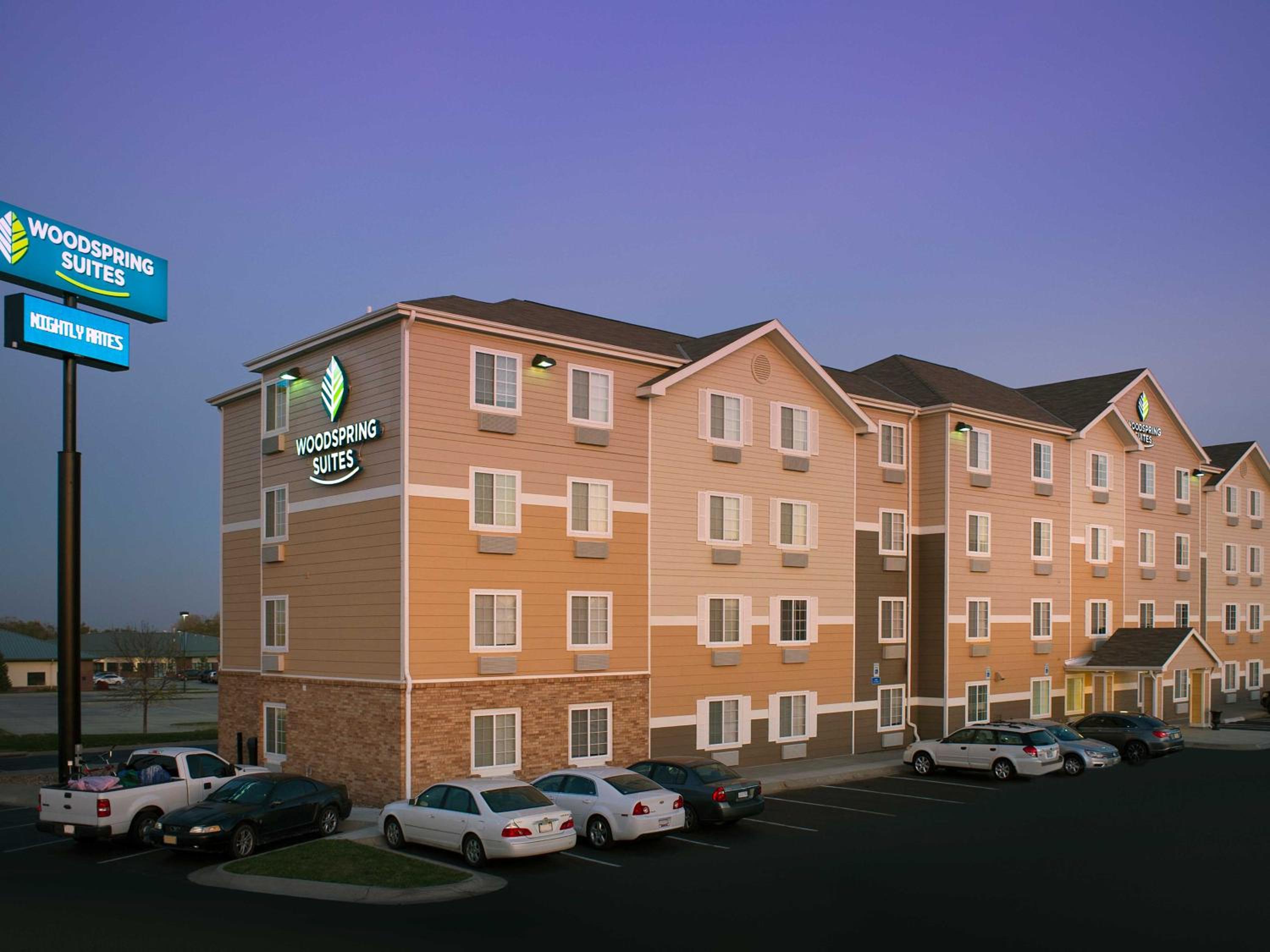 WoodSpring Suites Lincoln Northeast I-80