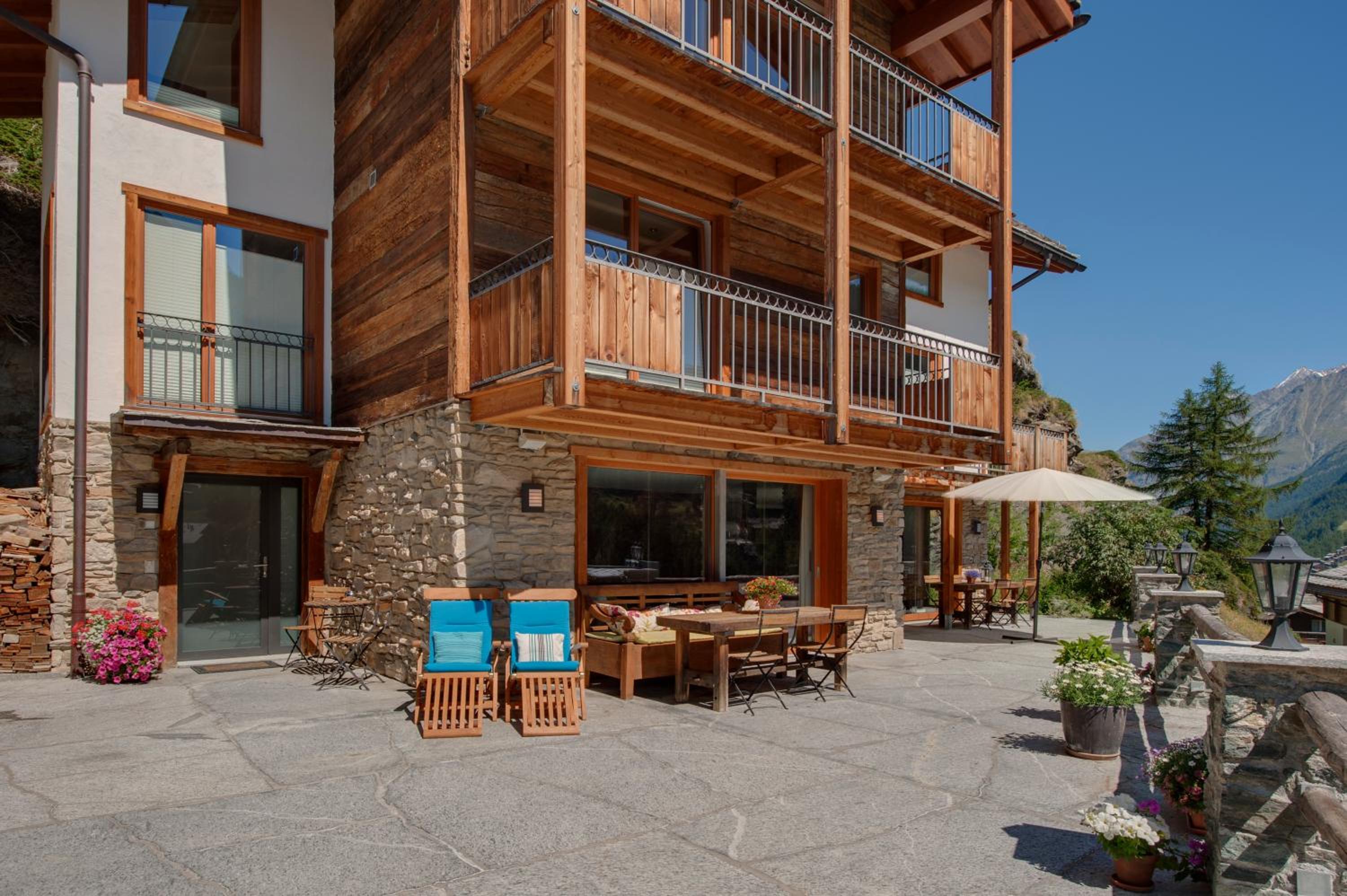 Luxury Chalets & Apartments by MX Zermatt