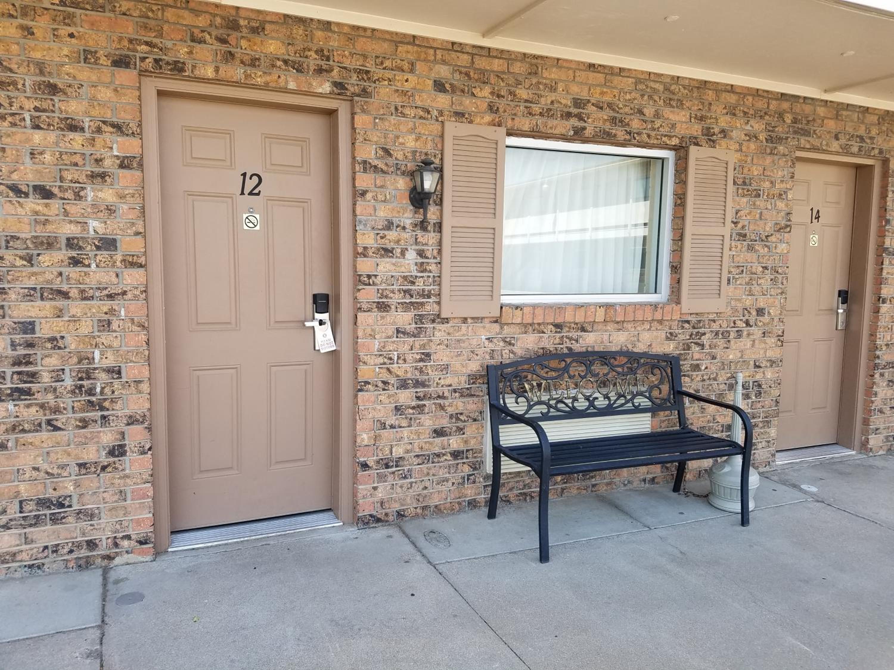 Dodge City Vacations - Regency Inn - Property Image 10