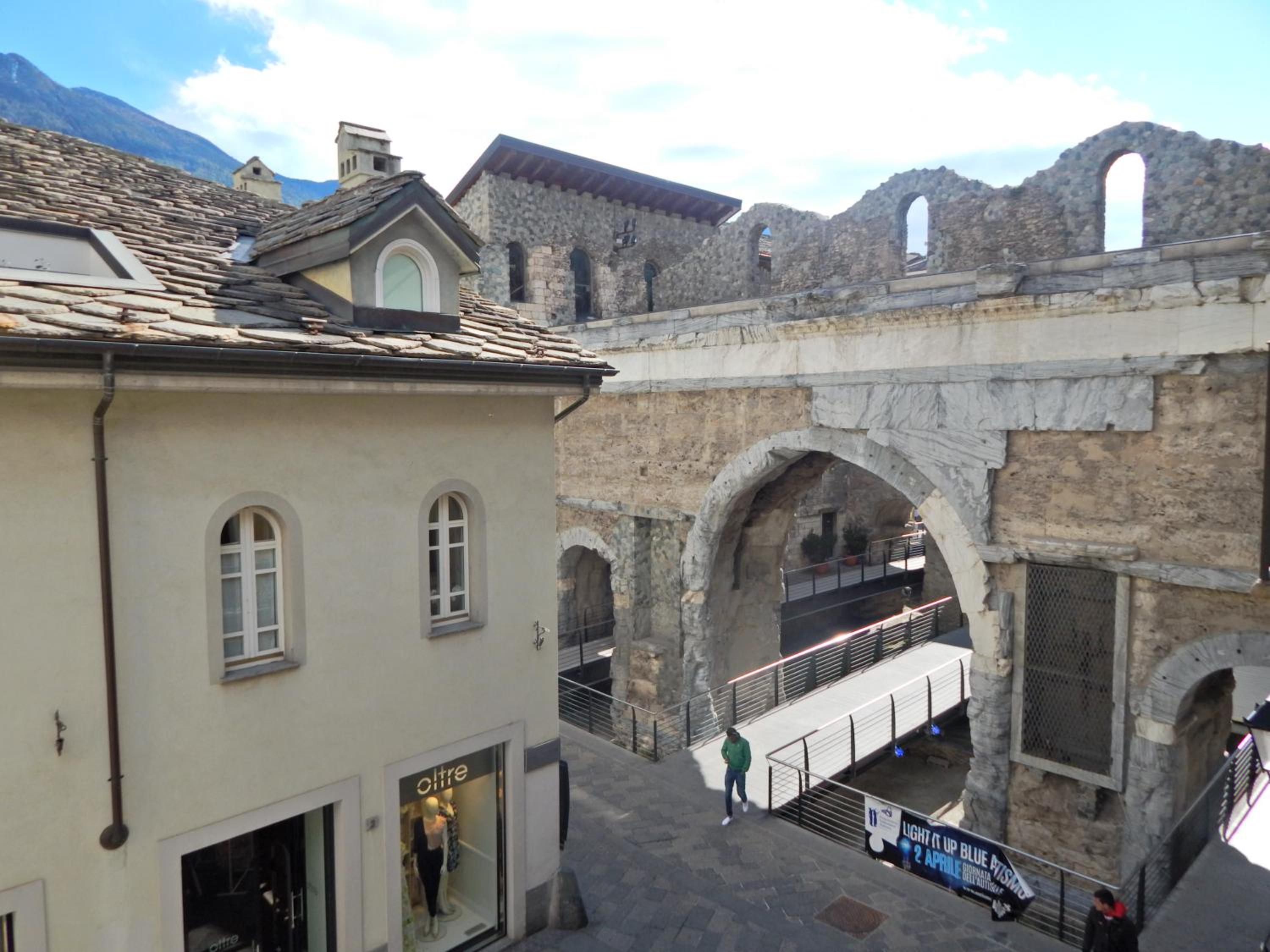 Appartamento da Paolo Love Aosta Centro Storico view 4