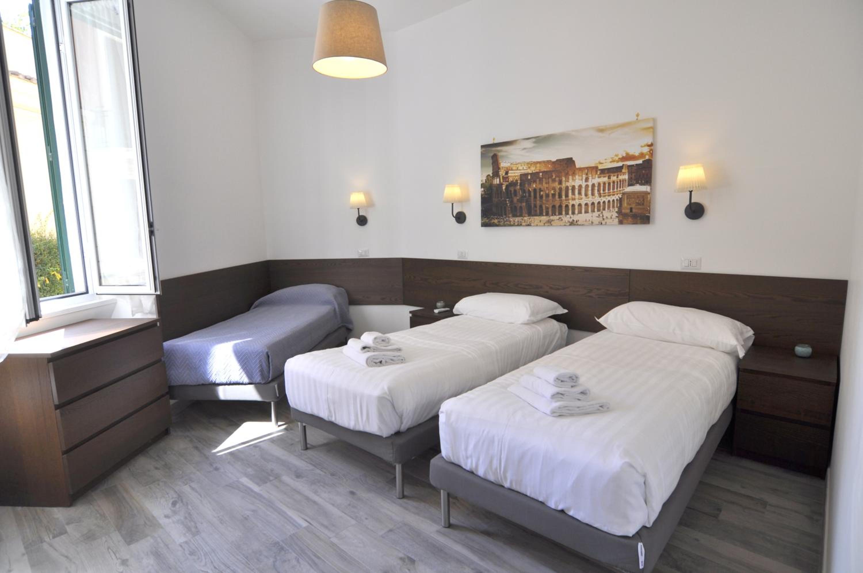 Flatinrome Trastevere Complex en Rome — hotel room