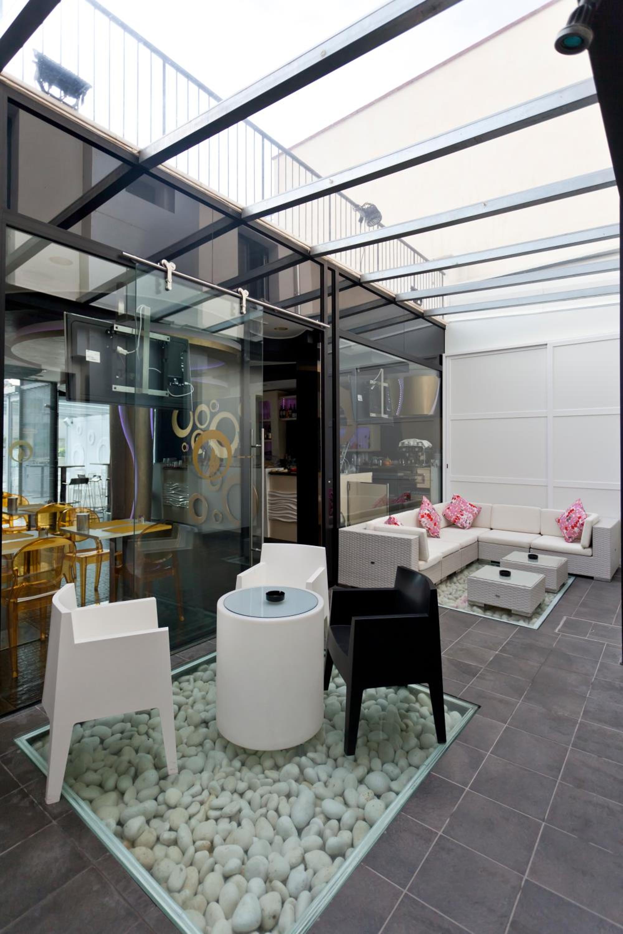 lounge