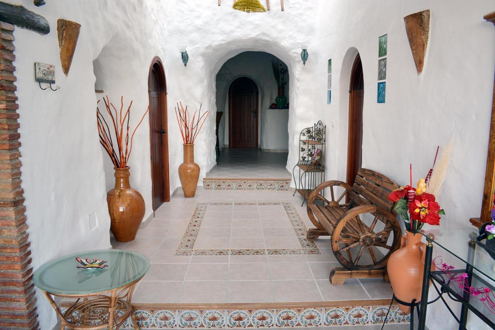 Casas Cueva con piscina y barbacoa
