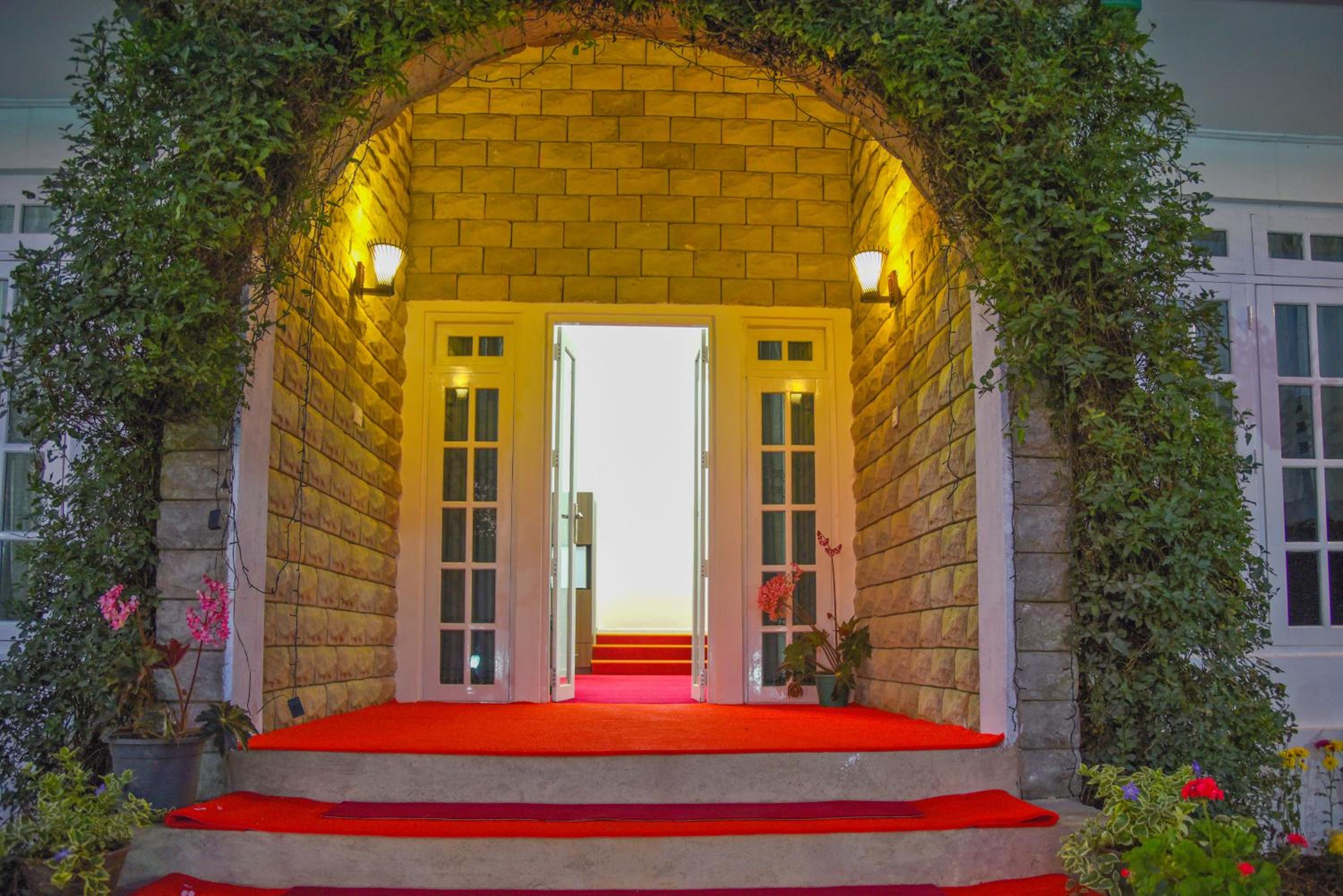 The Royal Terrace Holiday Bungalow
