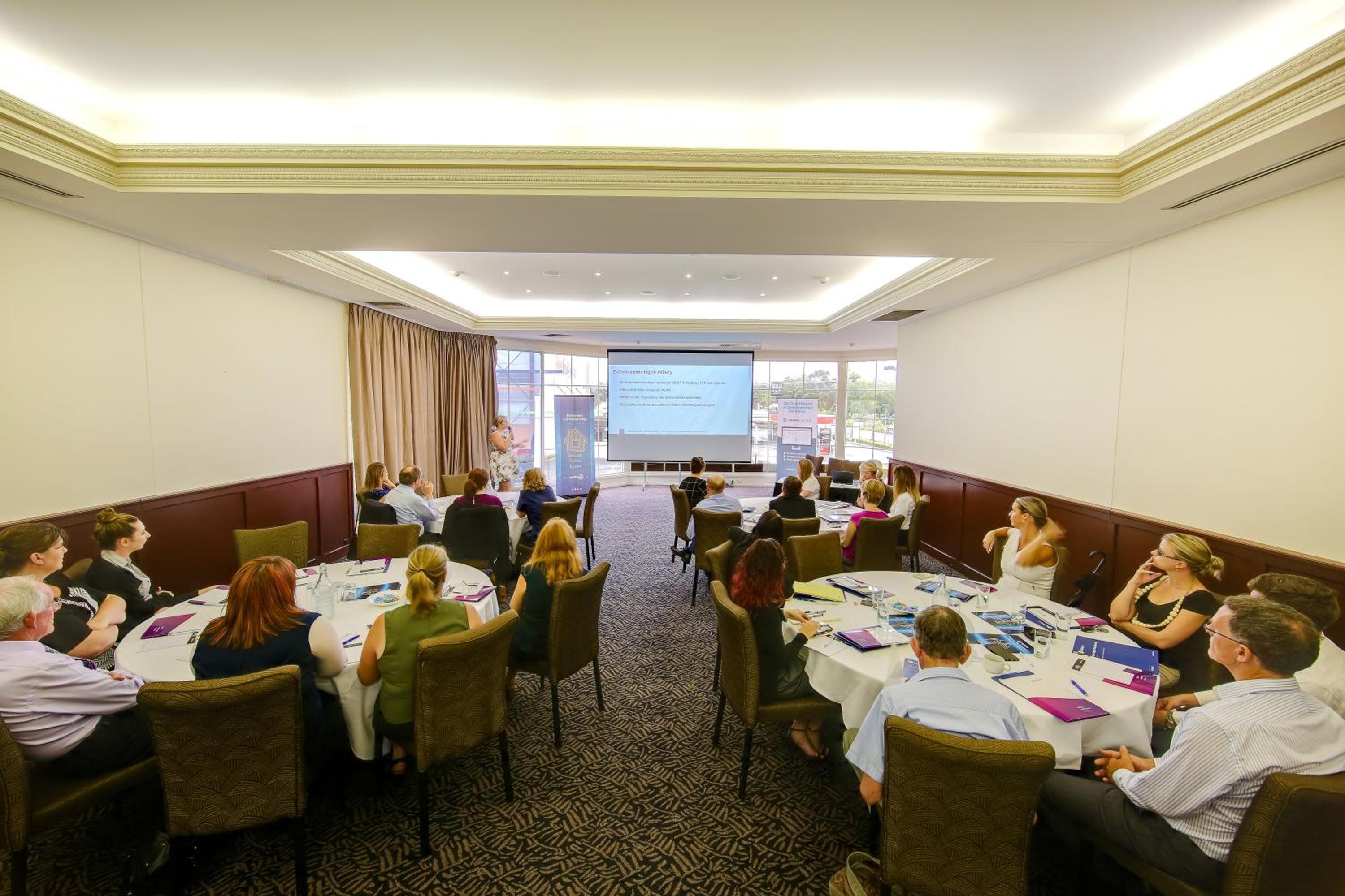 Best Western Plus Hovell Tree Inn