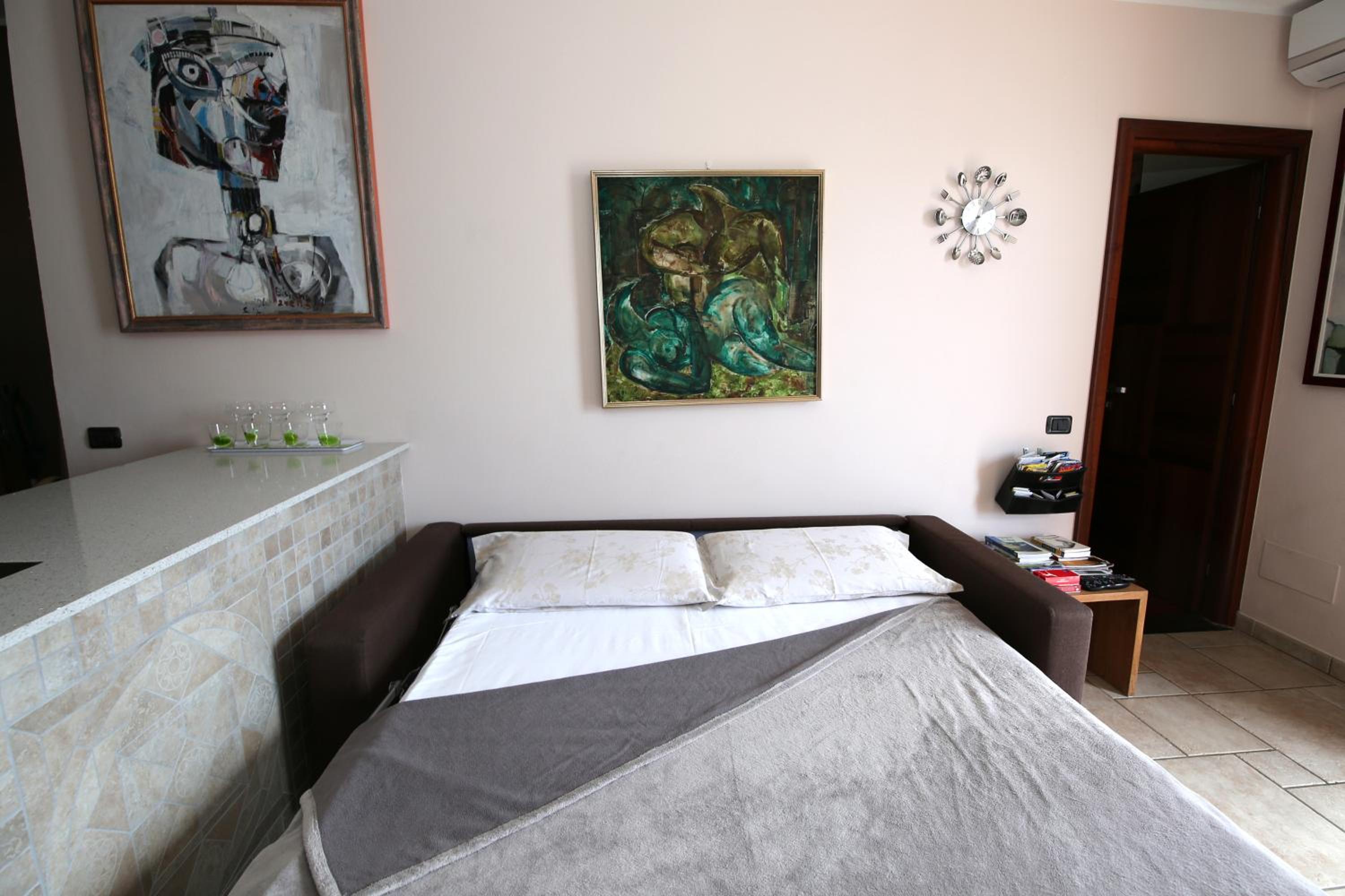 Photo 43