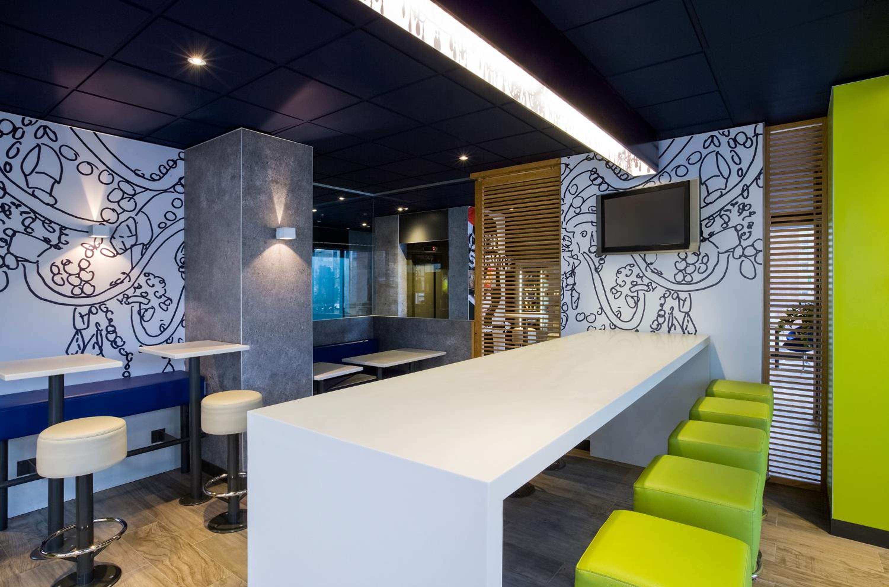 lounge