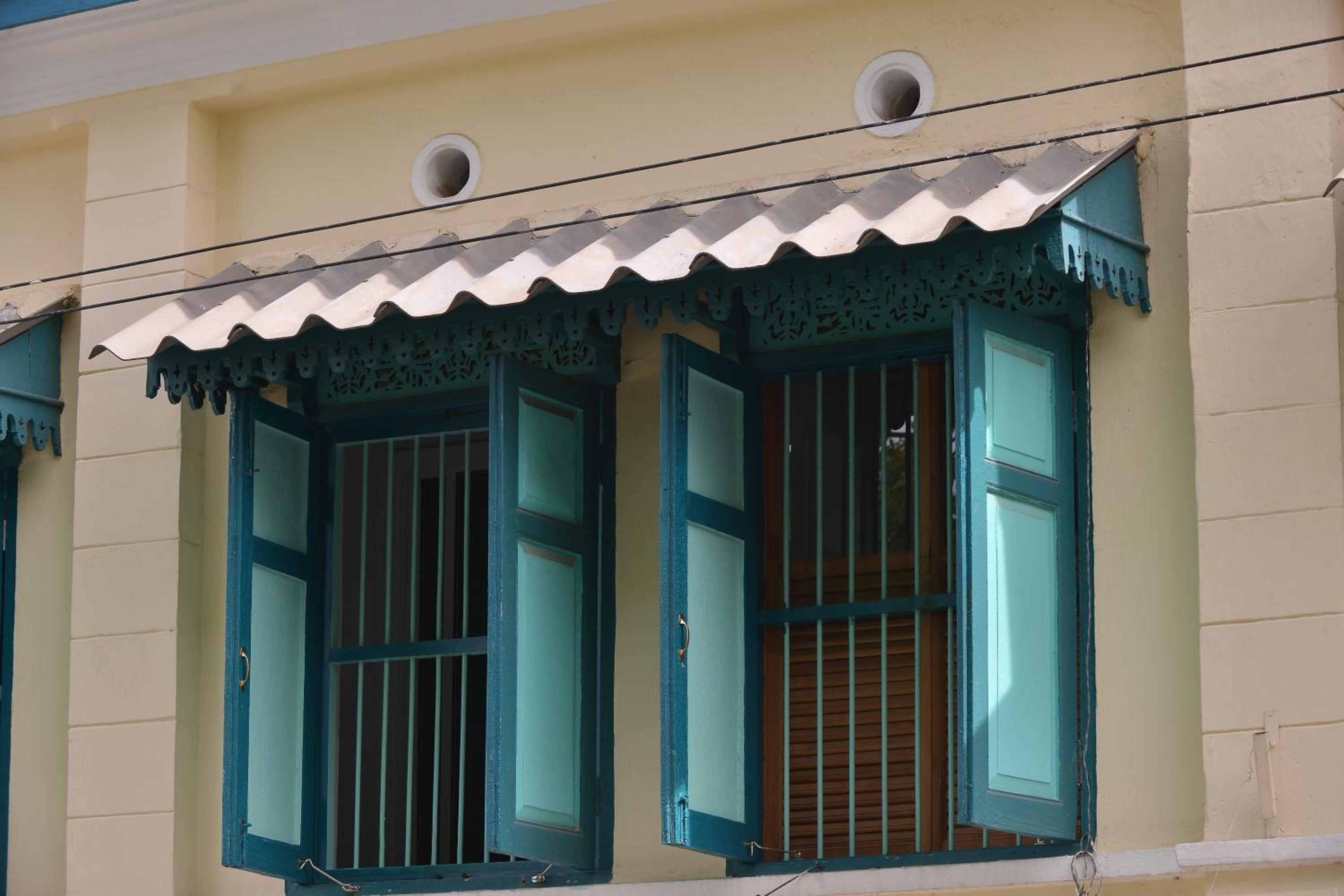 Neighbor Phuthon