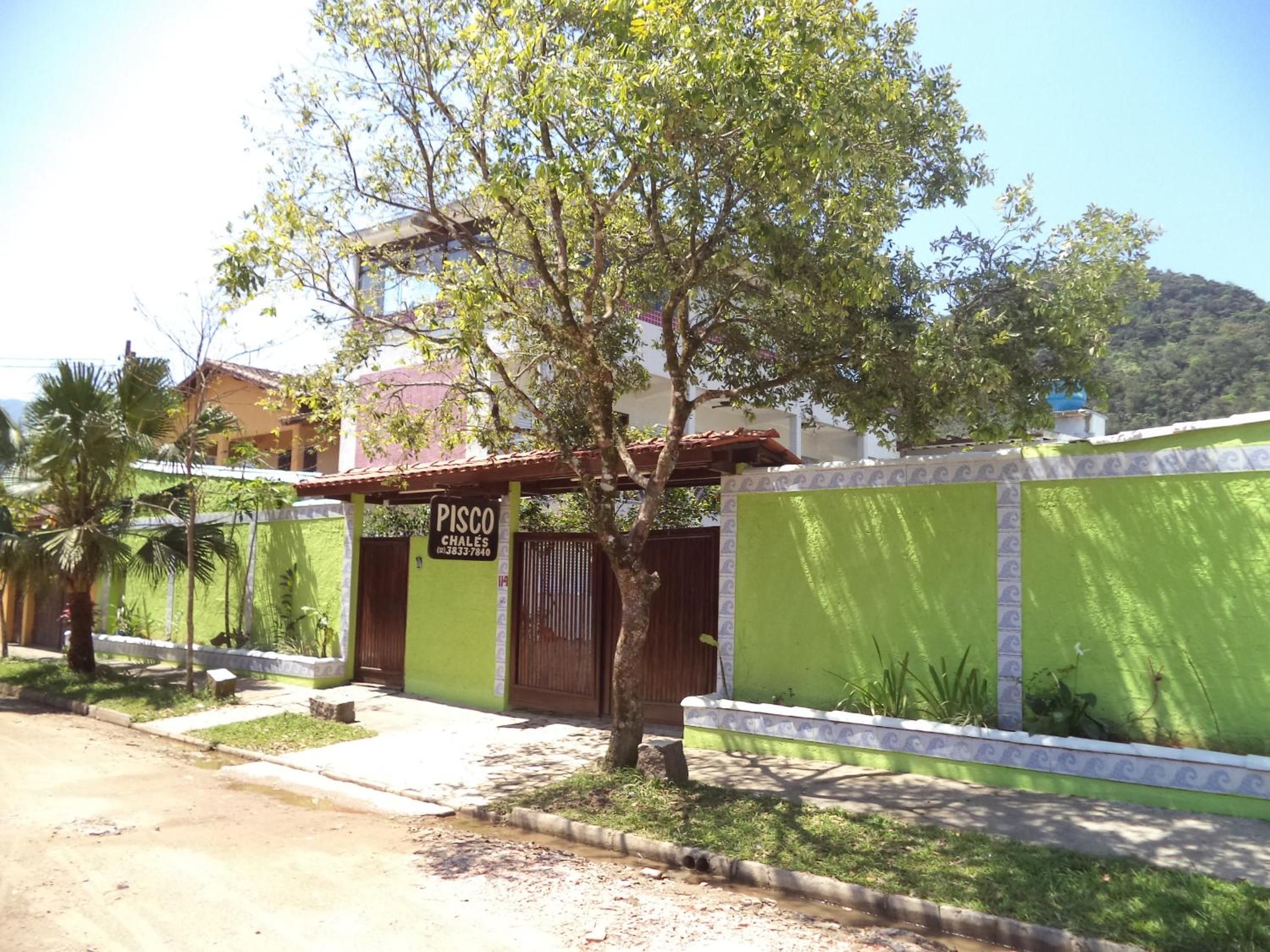 Pisco Chalés