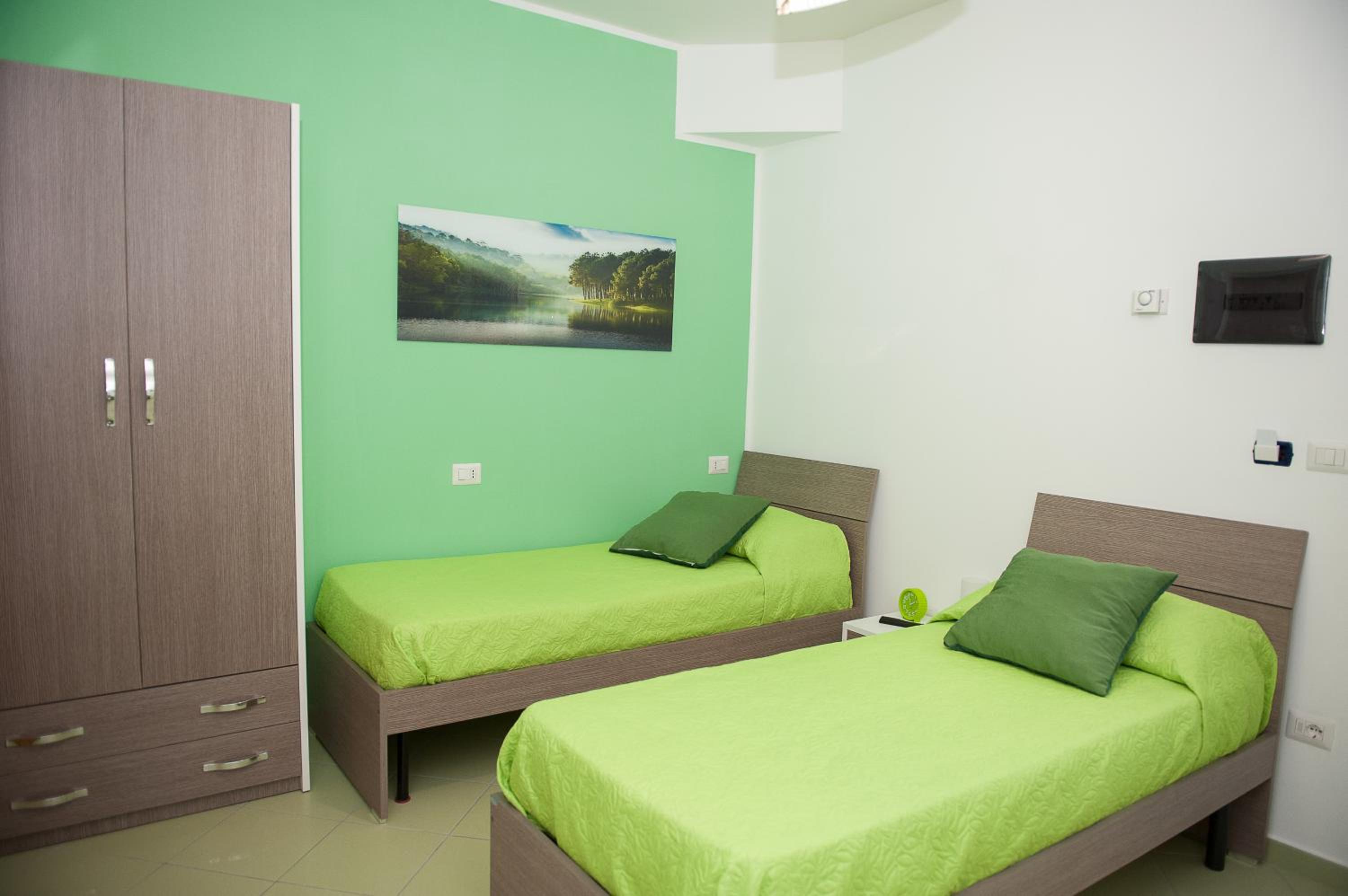 Be and Be - Property Image 12