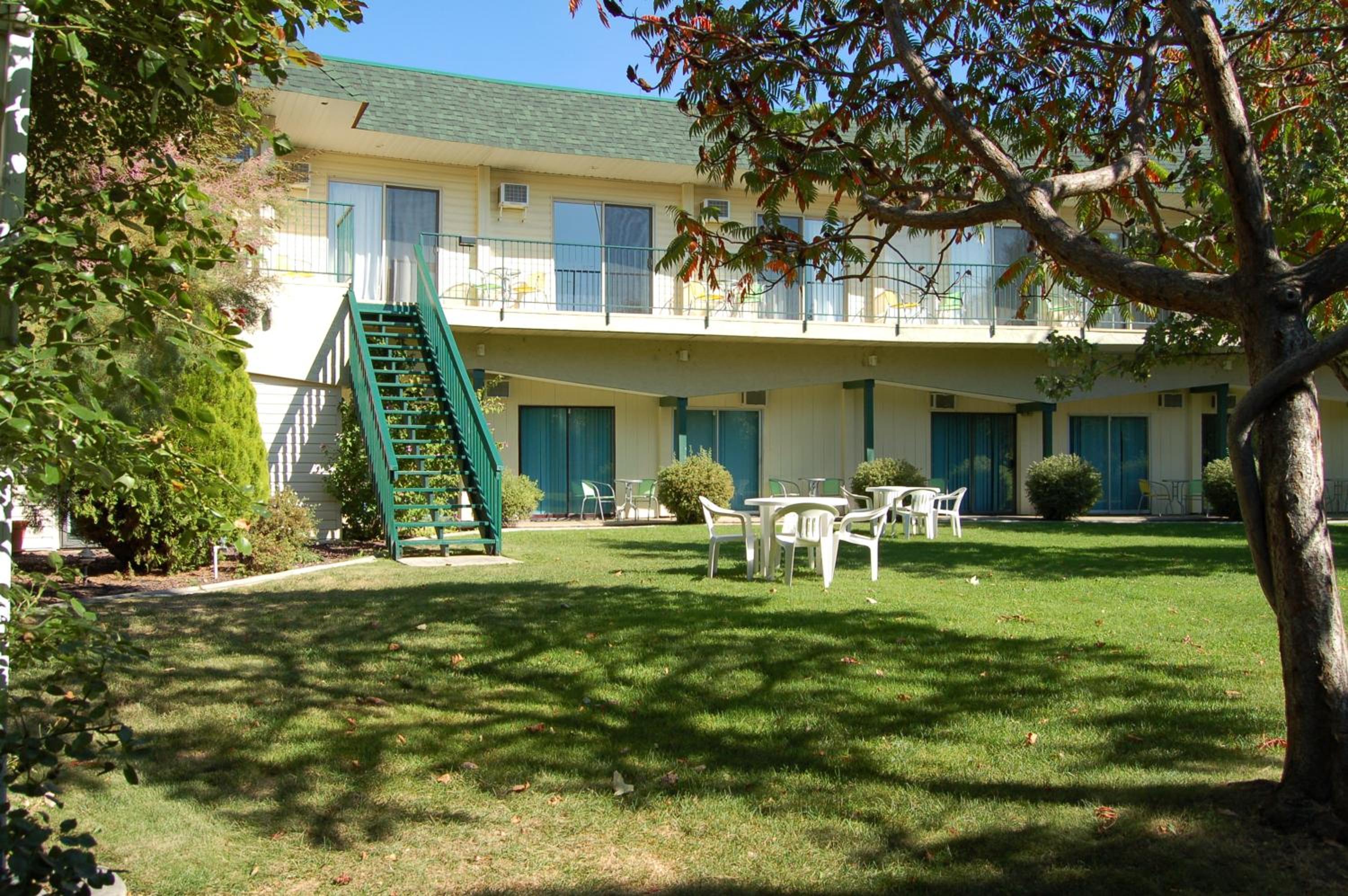 Photo 16