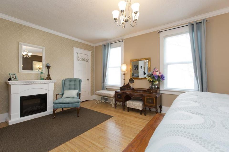 Charles Street Vacation Home