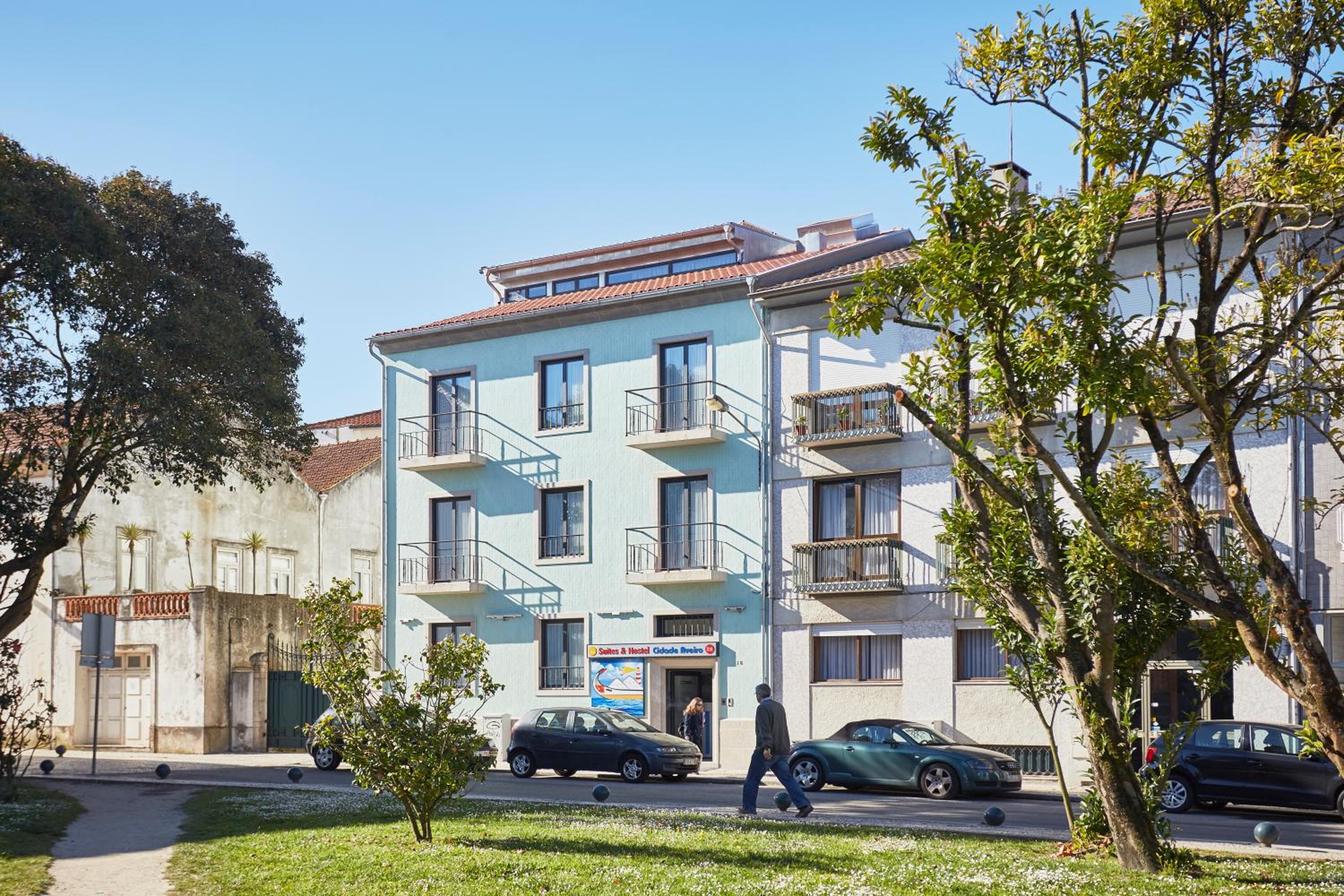 Hotel Suites & Hostel Cidade Aveiro - Image 1