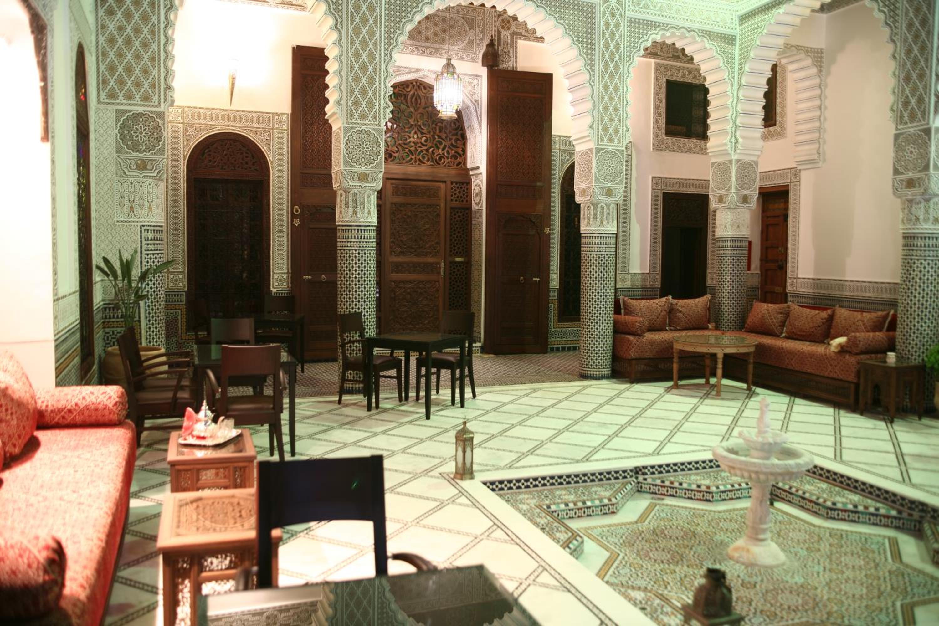 lounge