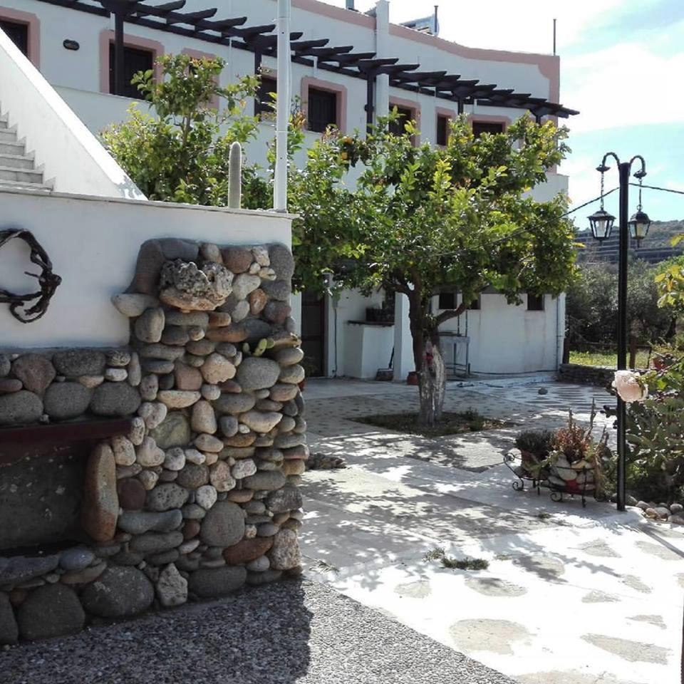 Παραθαλασσια στουντιο Μιχαλιας Sea view studio Michalias view 3