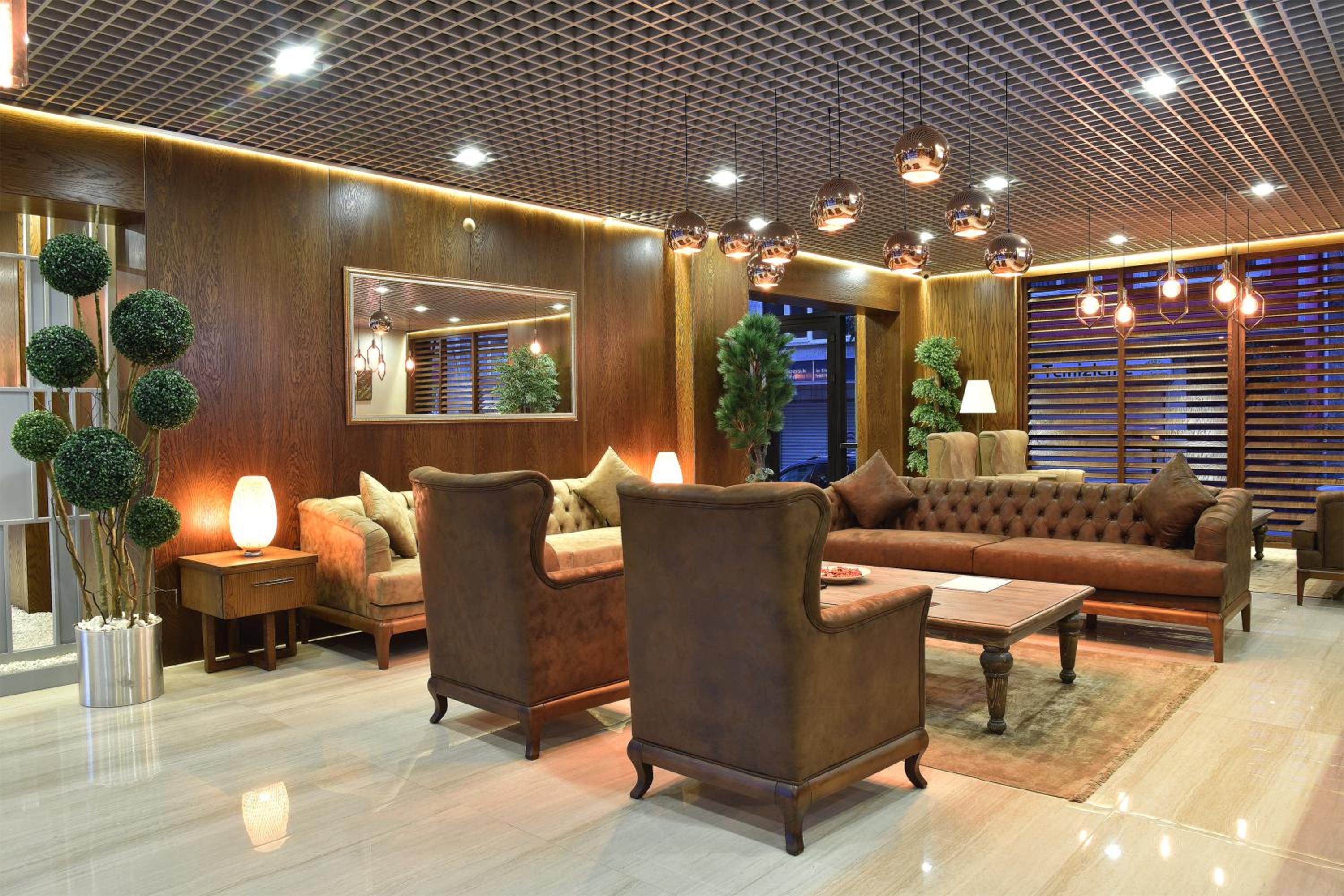The Elegant Otel - Image 39