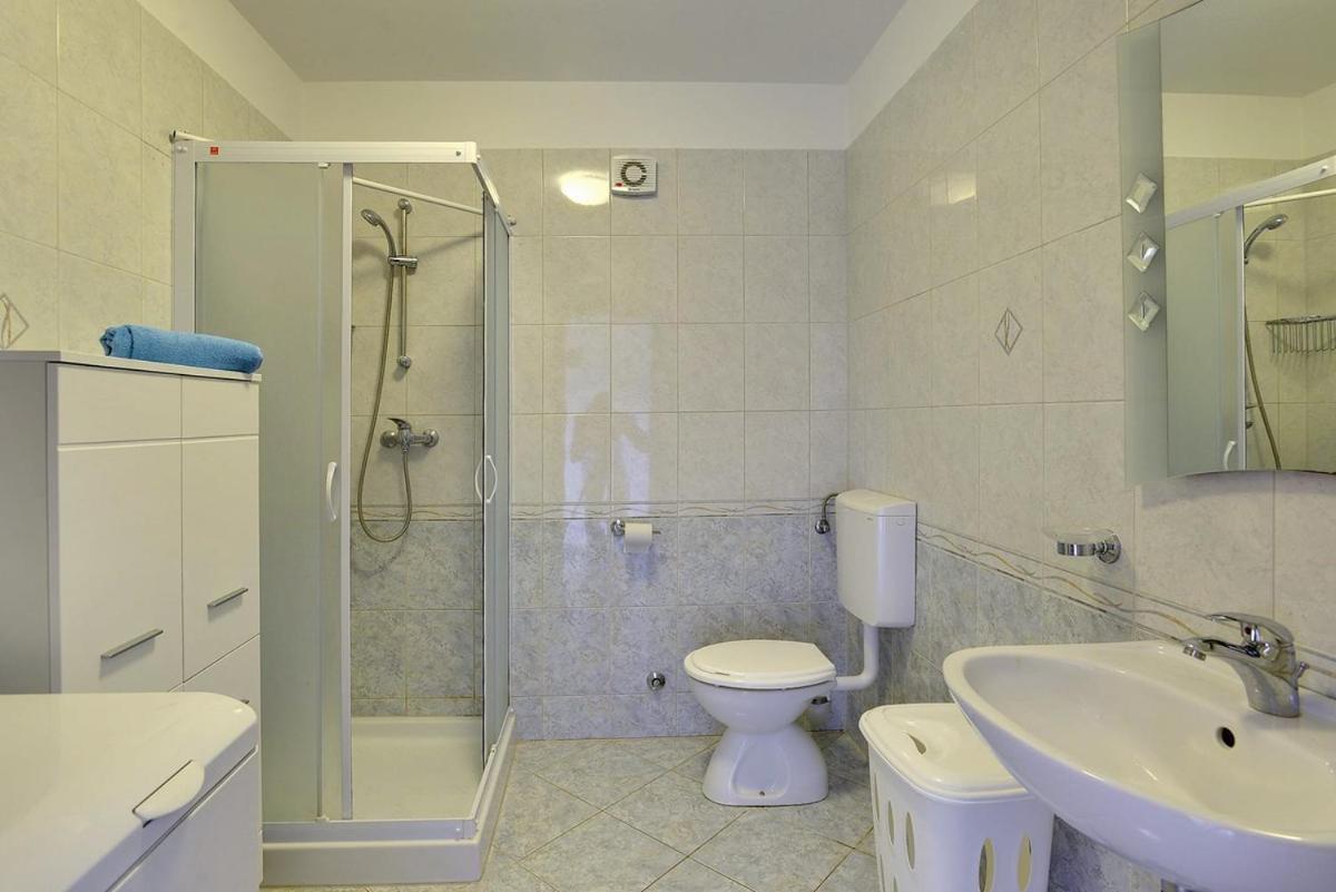 Apartment Frlan view 3