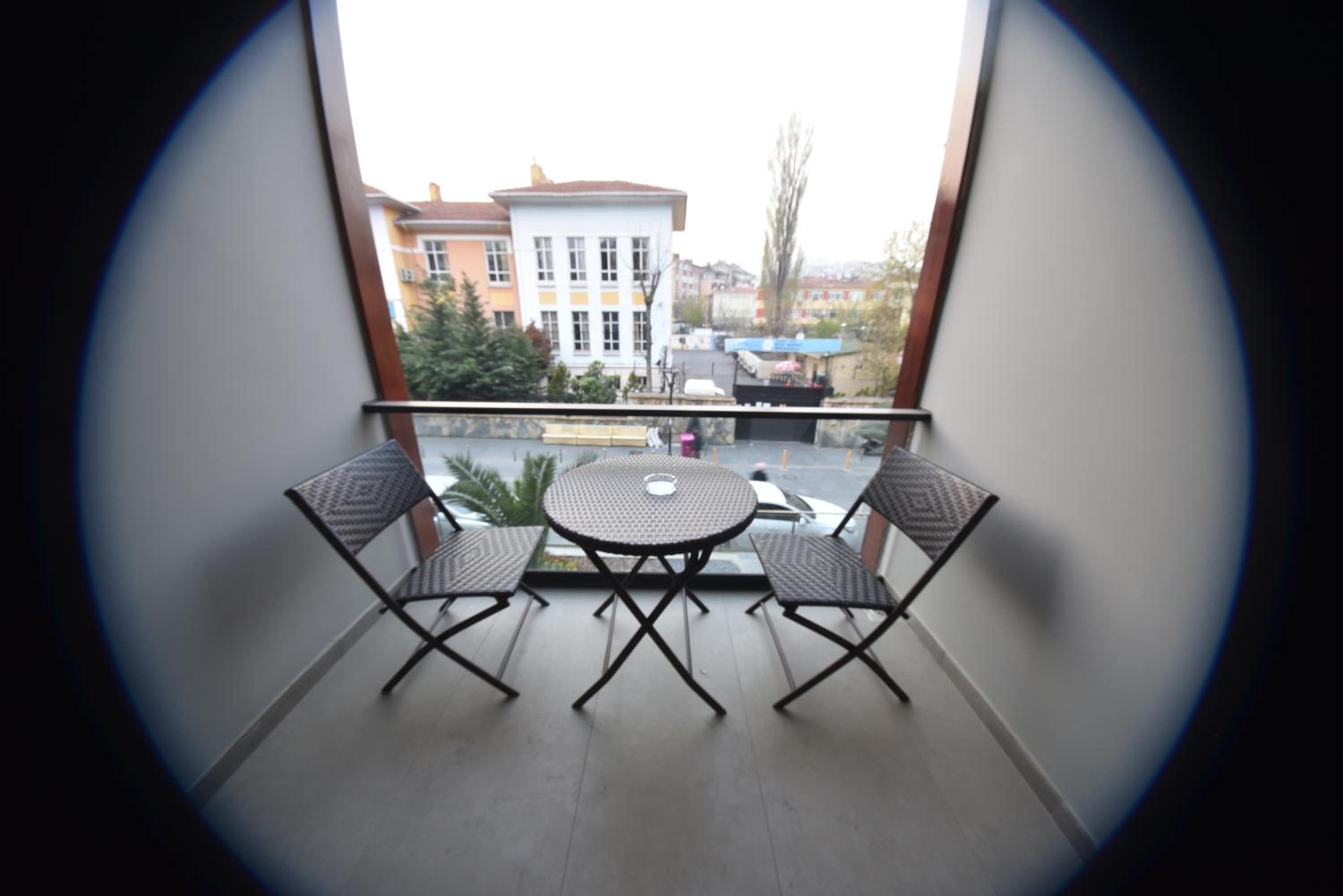 The Elegant Otel - Image 31