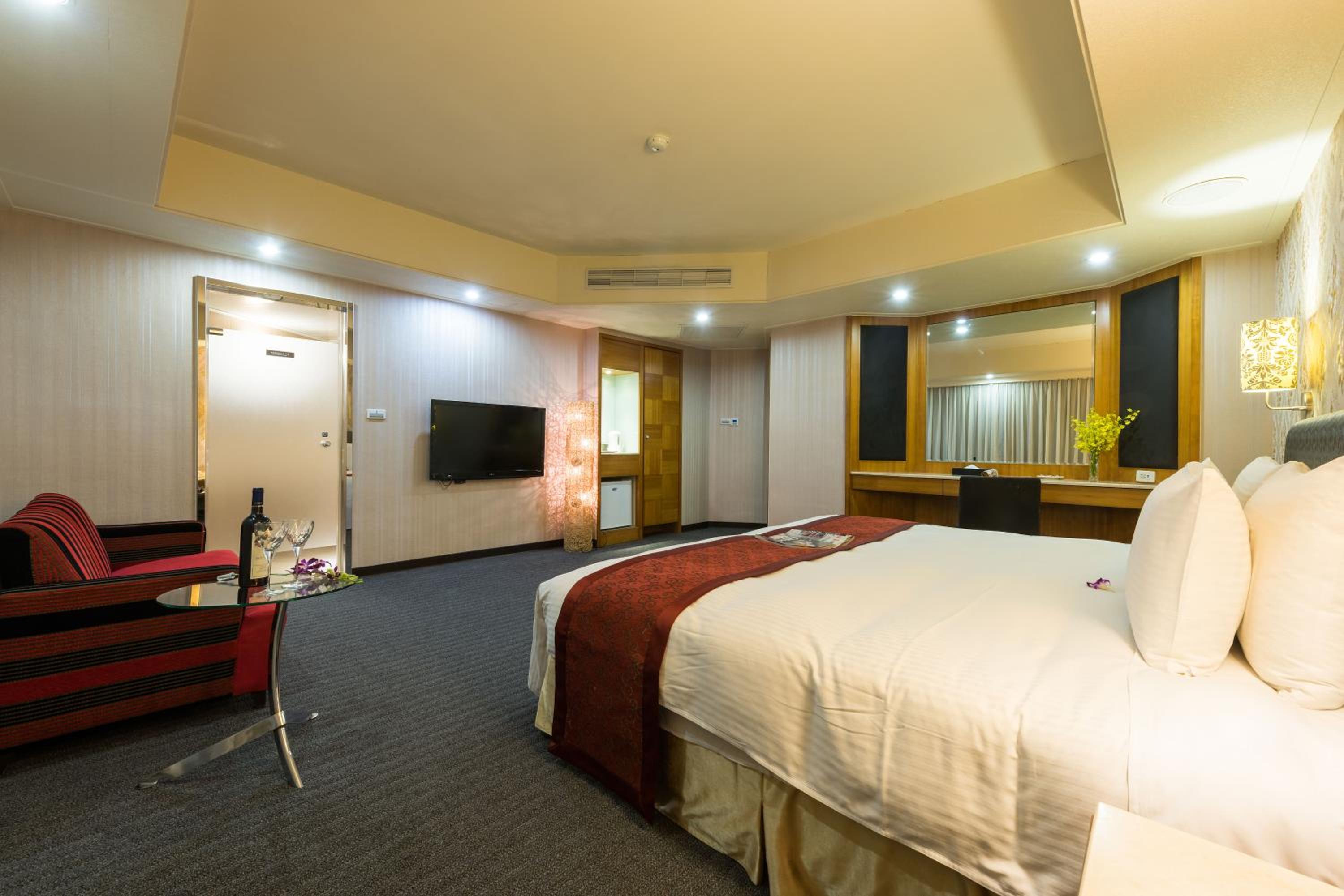 Forward Suites Ⅰ