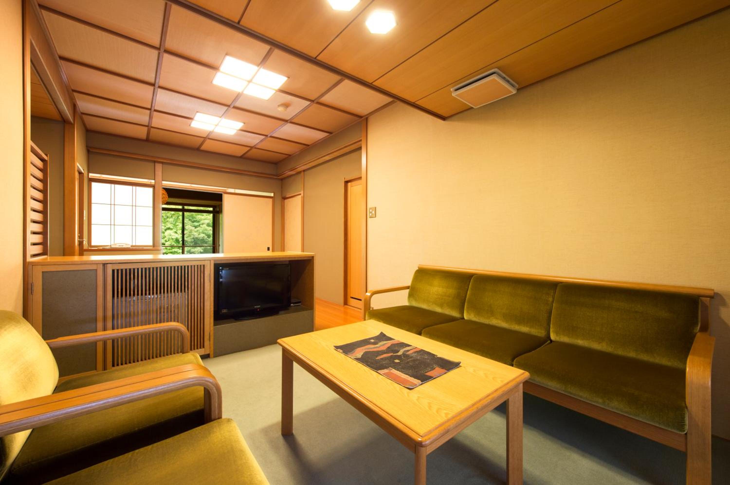 Fujiiso