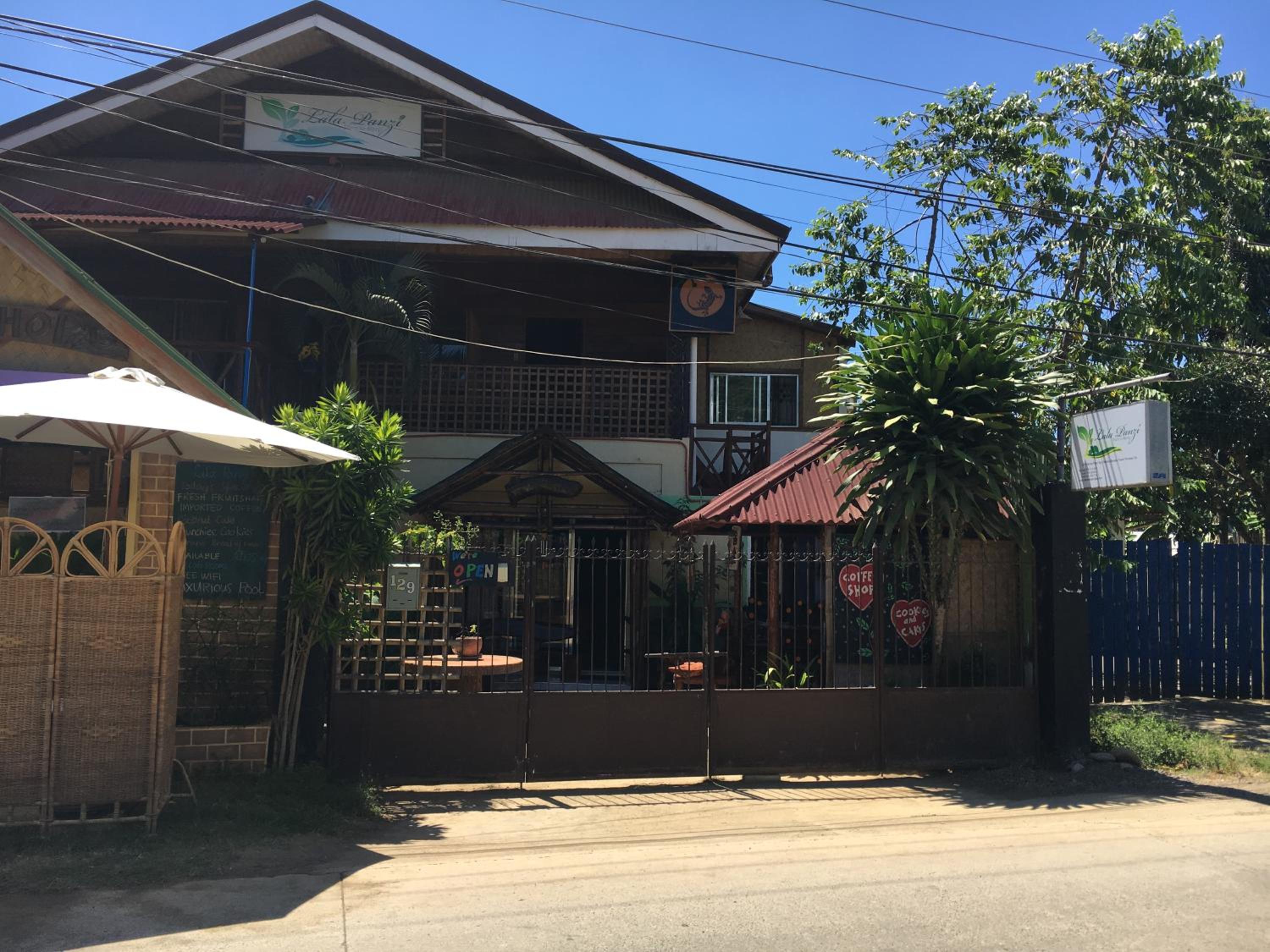 Lala Panzi Bed and Breakfast