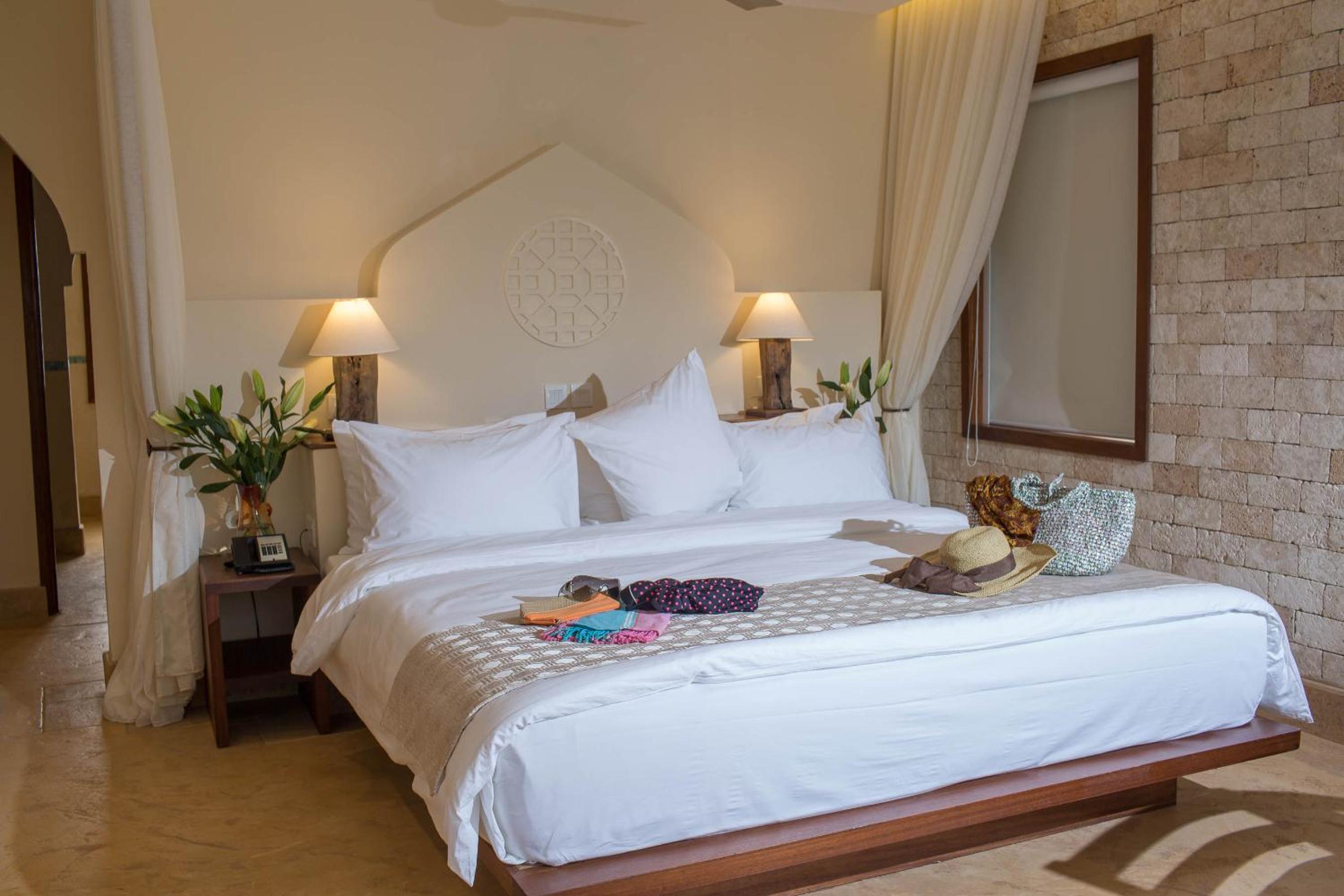 Silver Palm Spa & Resort