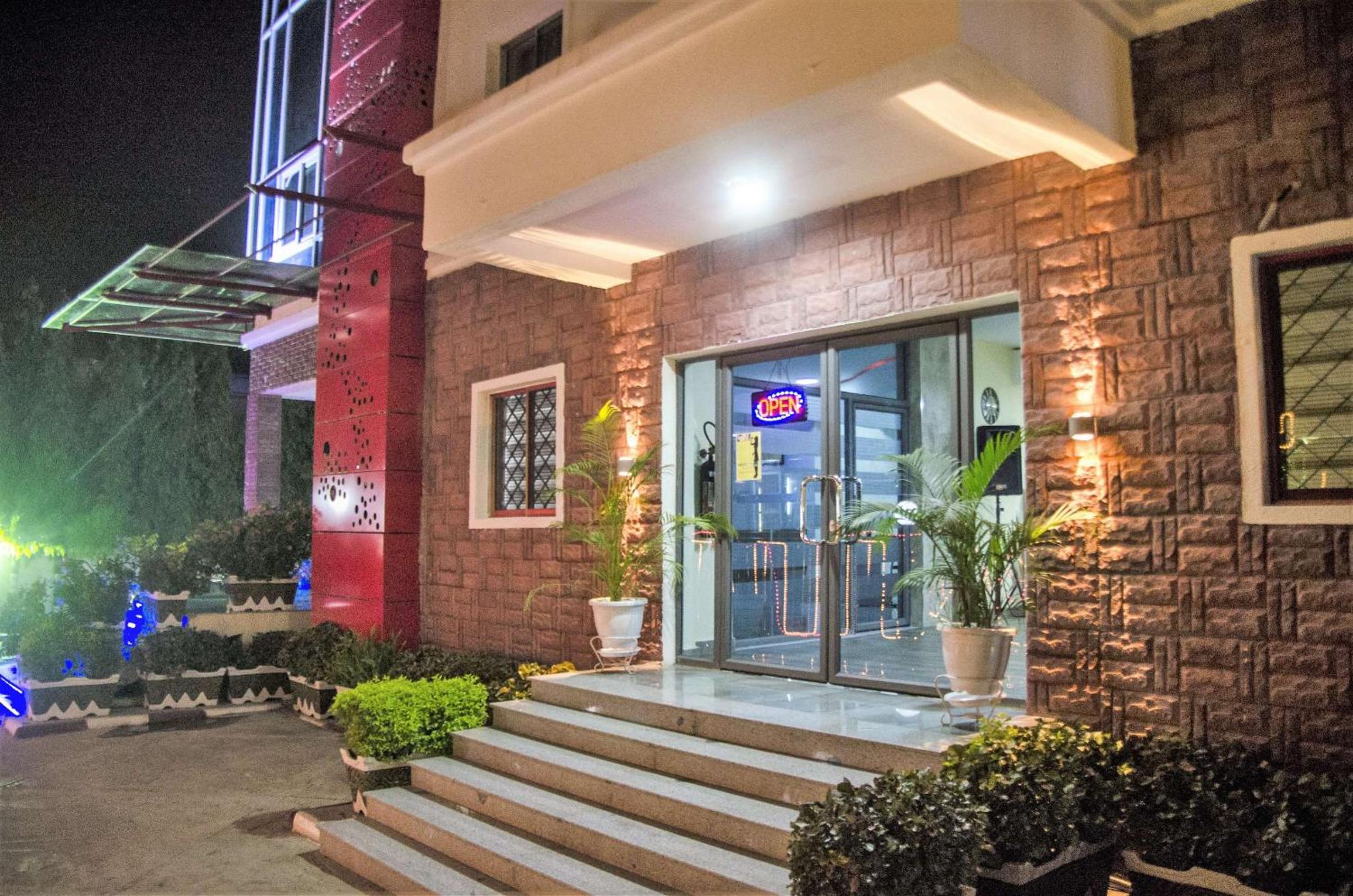 Hotel Rosebud
