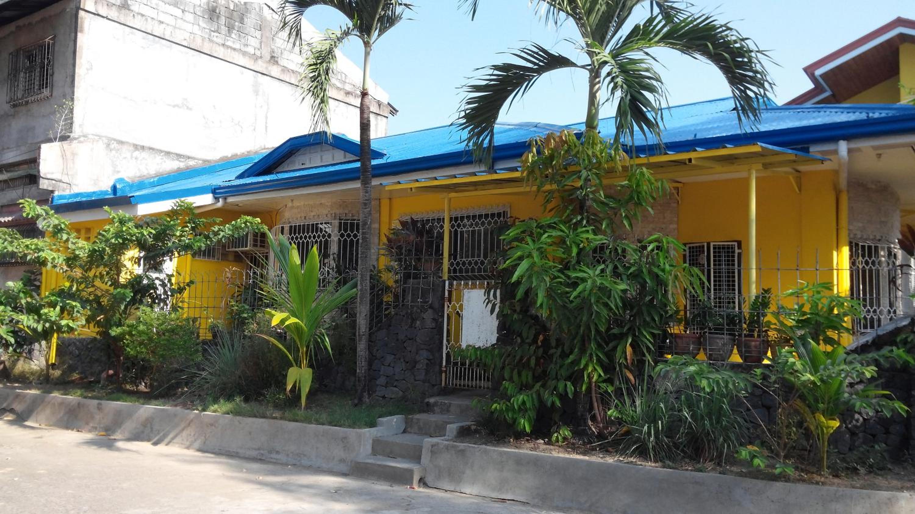 Yellow House Vacation Rental