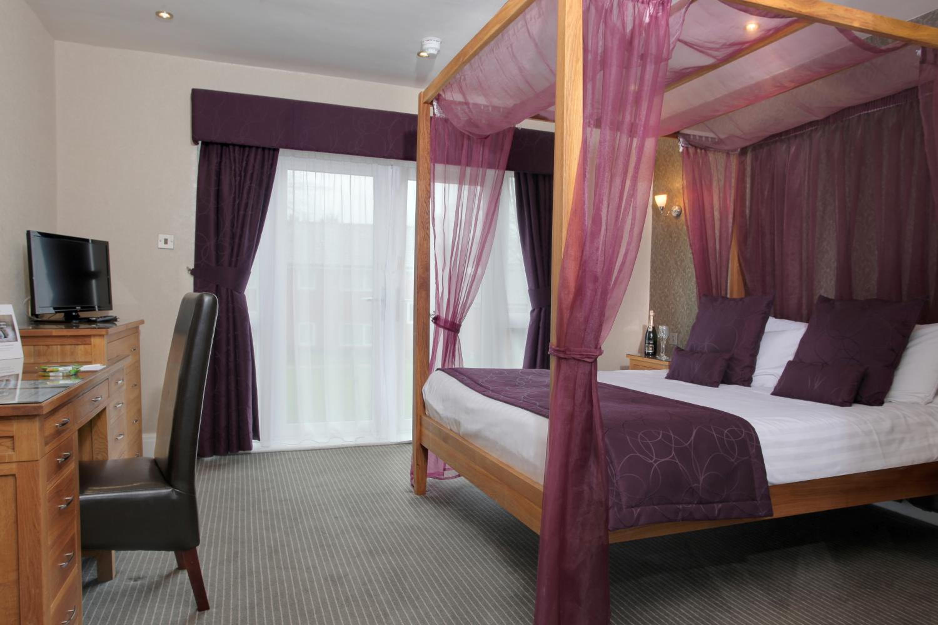 Bury Vacations - Best Western Bolholt Country Park Hotel - Property Image 4