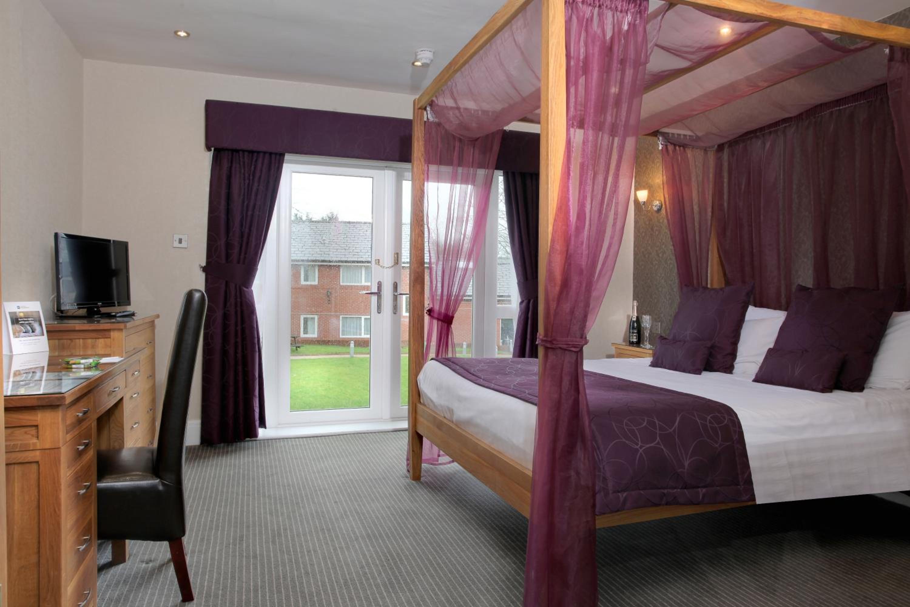 Bury Vacations - Best Western Bolholt Country Park Hotel - Property Image 5