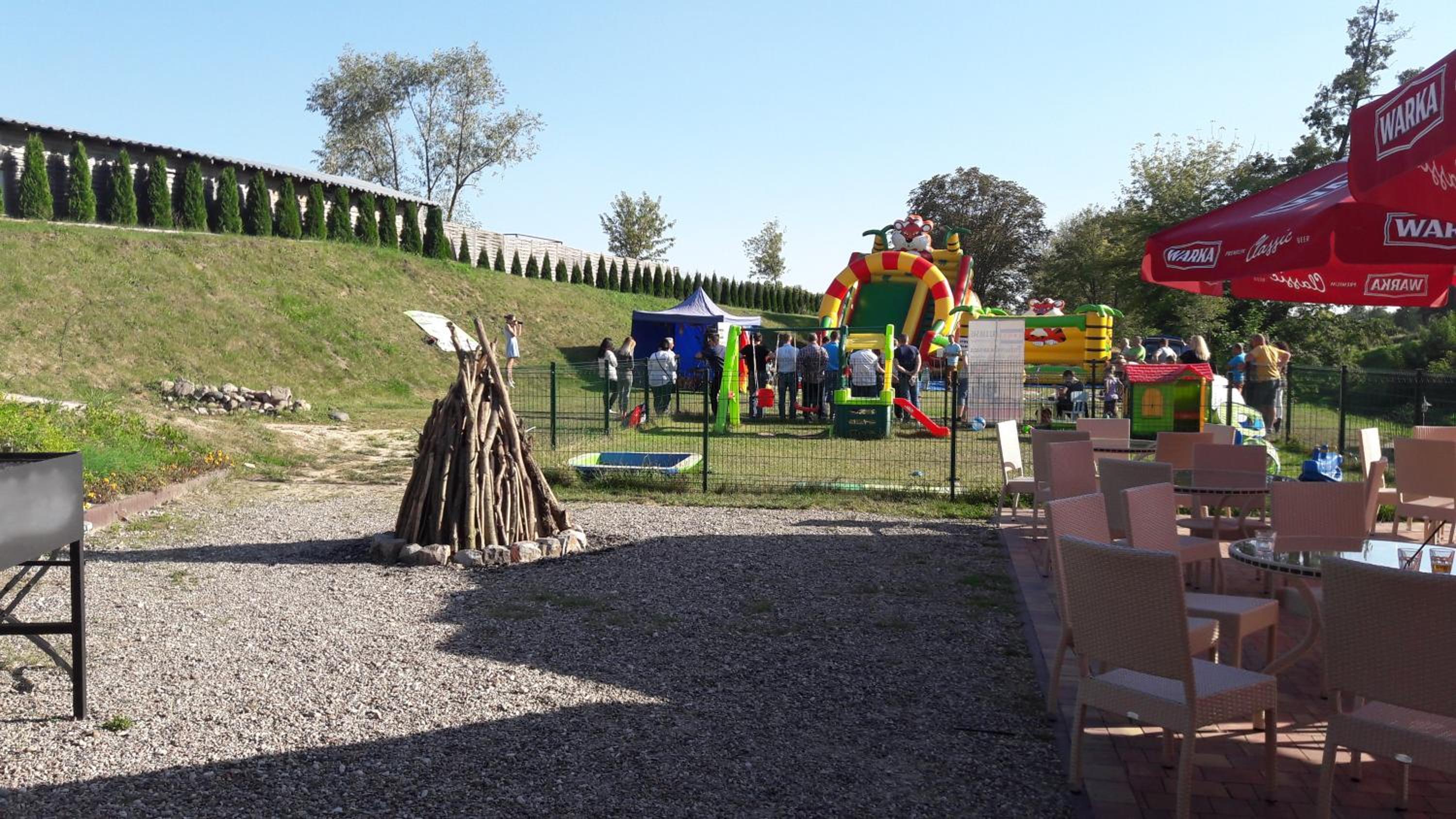 Photo 6