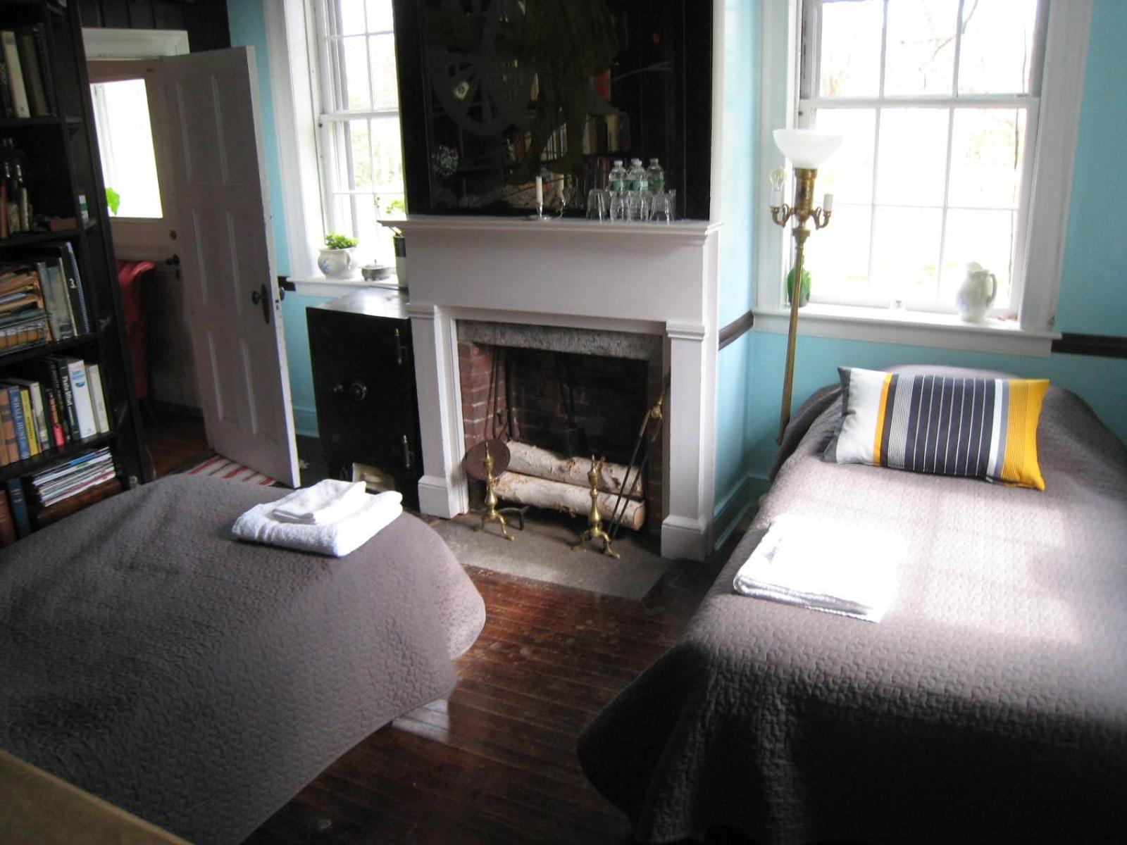 Higganum House B&B view 4